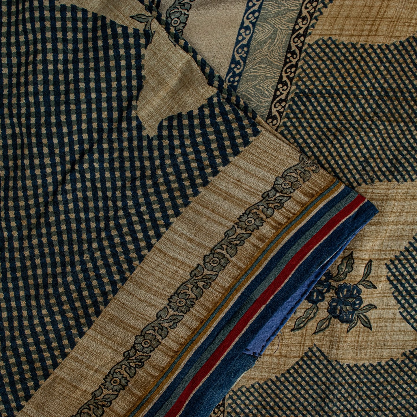 Sanskriti Vintage Dark Blue 100% Pure Crepe Silk Sari Floral Printed Saree 5.5Yd