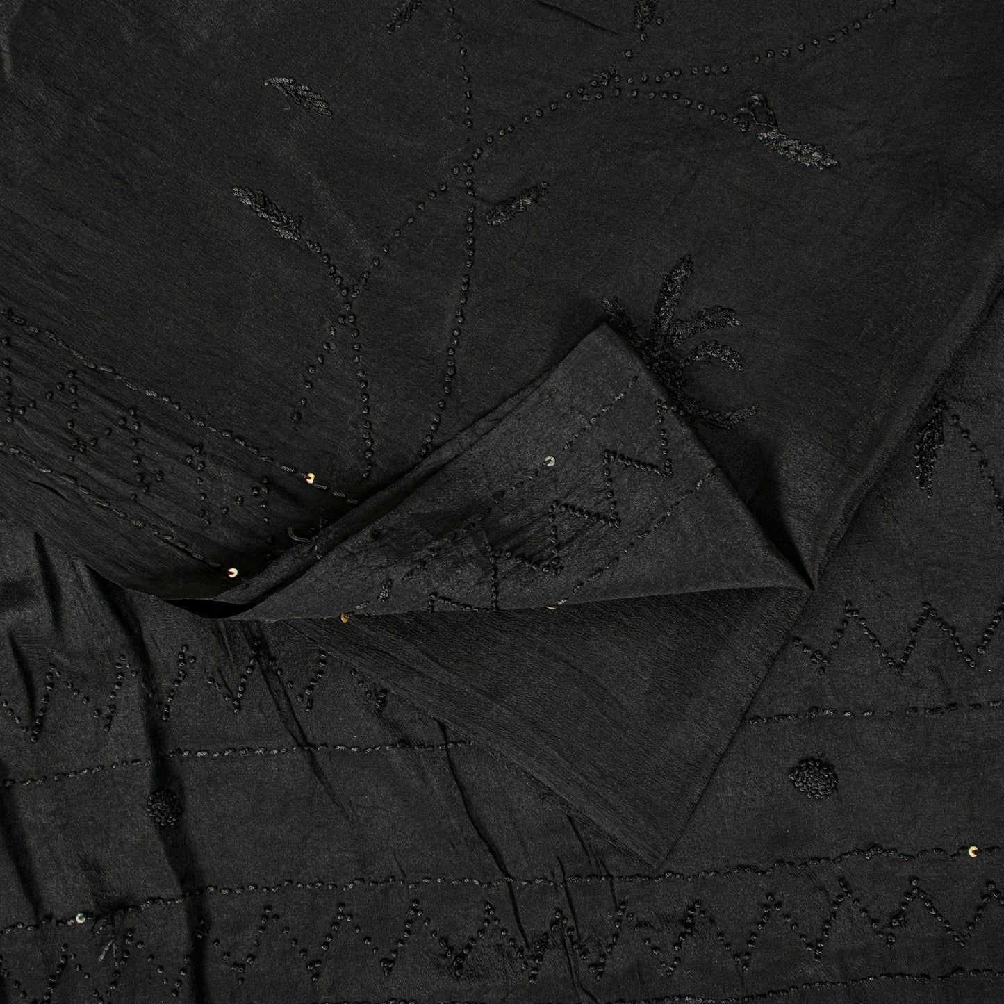 Sanskriti Vintage Black Pure Crepe Silk Sari Hand Embroidery Sequins Saree 5.5YD