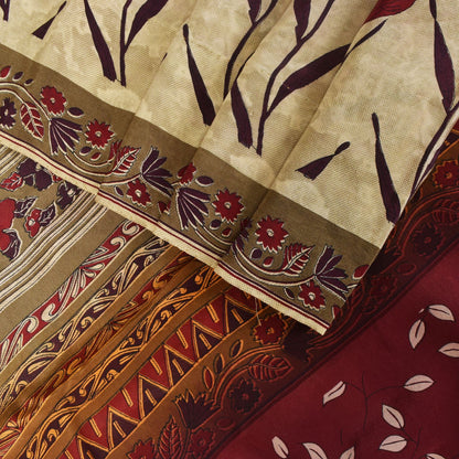 Sanskriti Vintage Soft Cream-Red Pure Crepe Silk Sari Floral Printed Saree 5.5Yd
