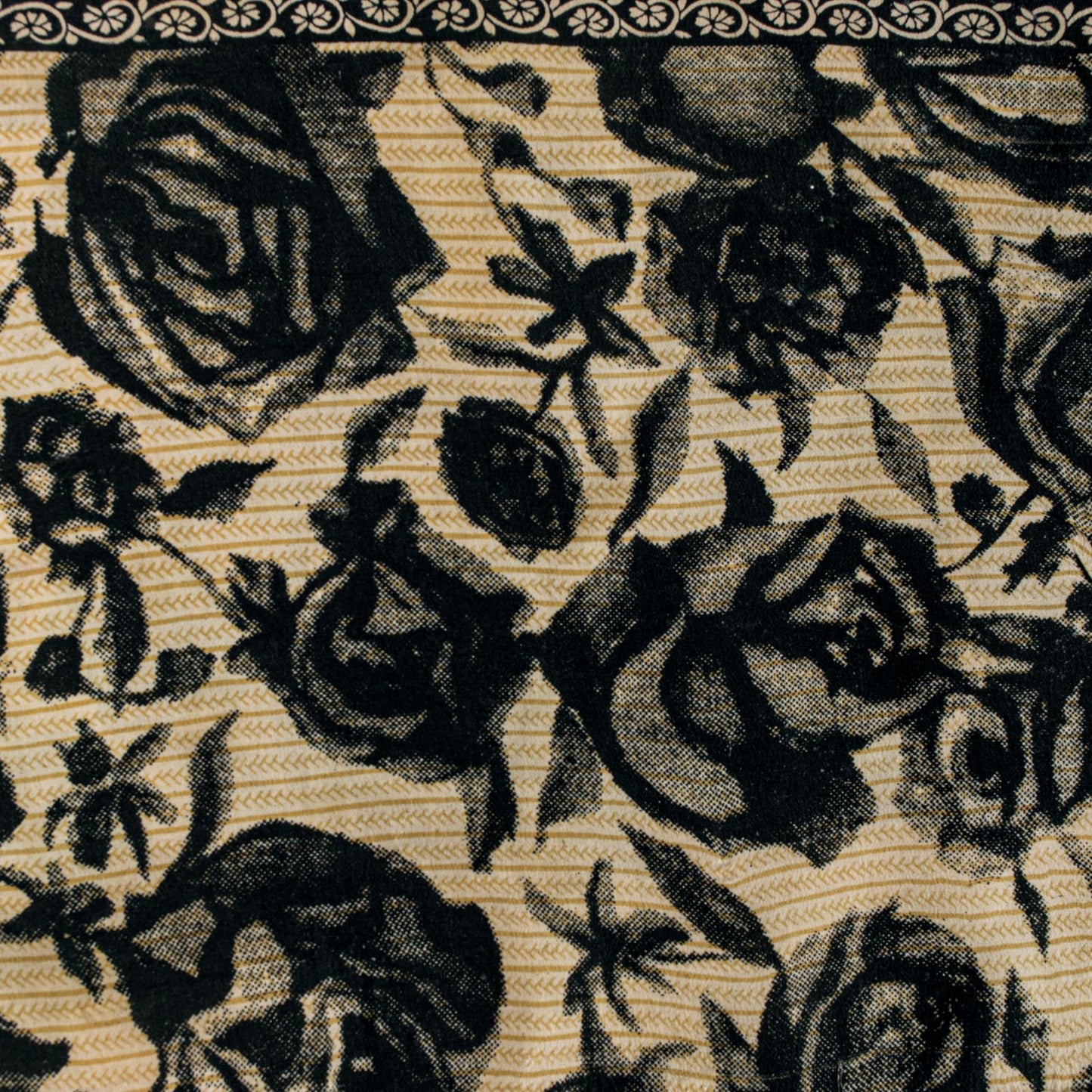 Sanskriti Vintage Cream-Black Pure Crepe Sari Floral Digital Printed Saree 5.5Yd