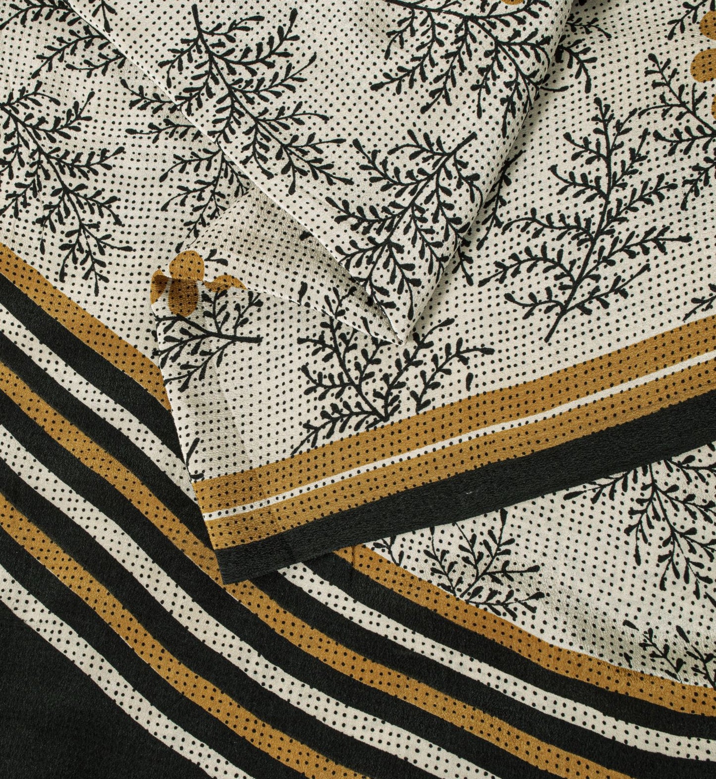Sanskriti Vintage Saree Cream-Black Pure Crepe Floral Printed Sari 5.5+Yd Fabric