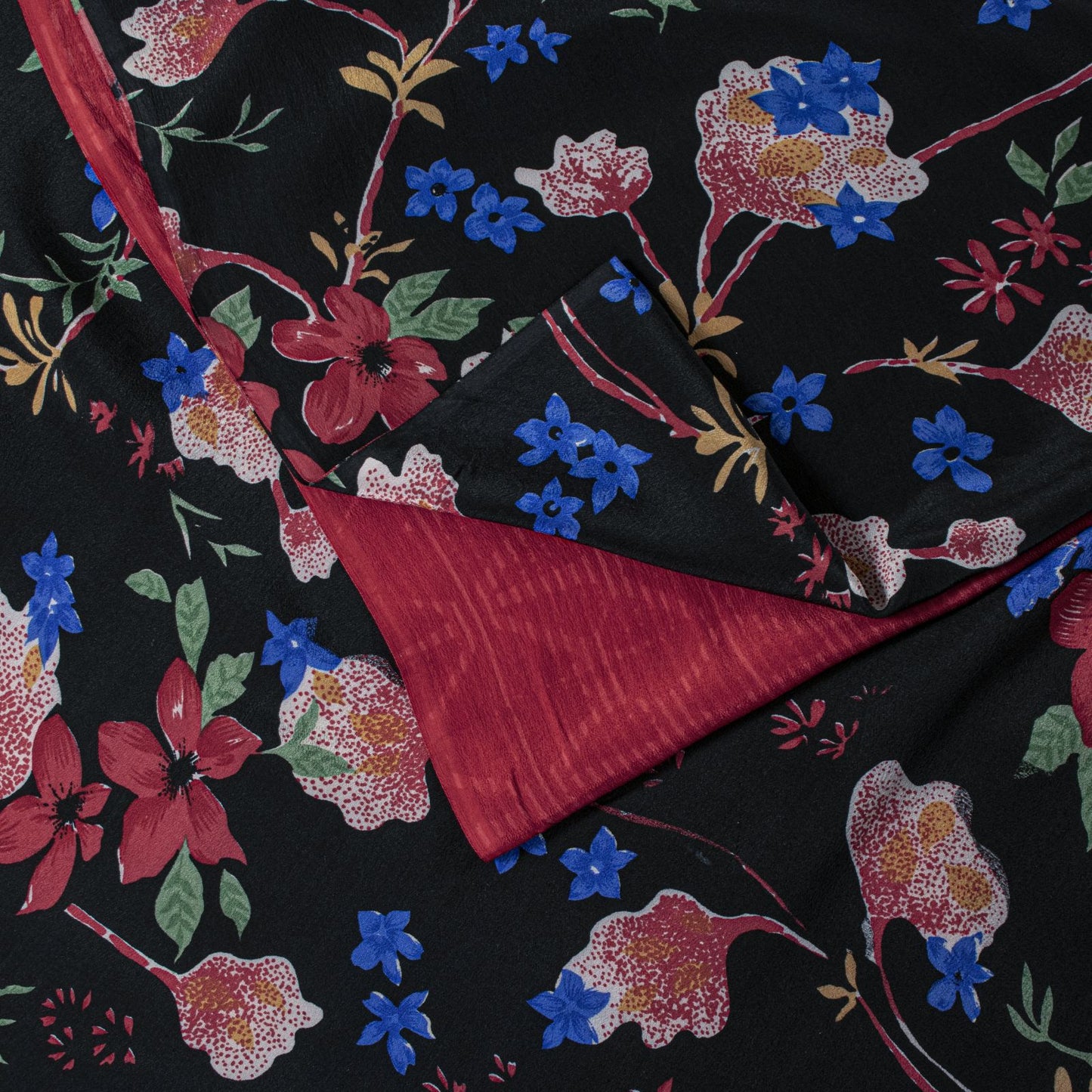 Sanskriti Vintage Saree Black-Red Pure Crepe Floral Digital Printed Sari 5.5+Yd