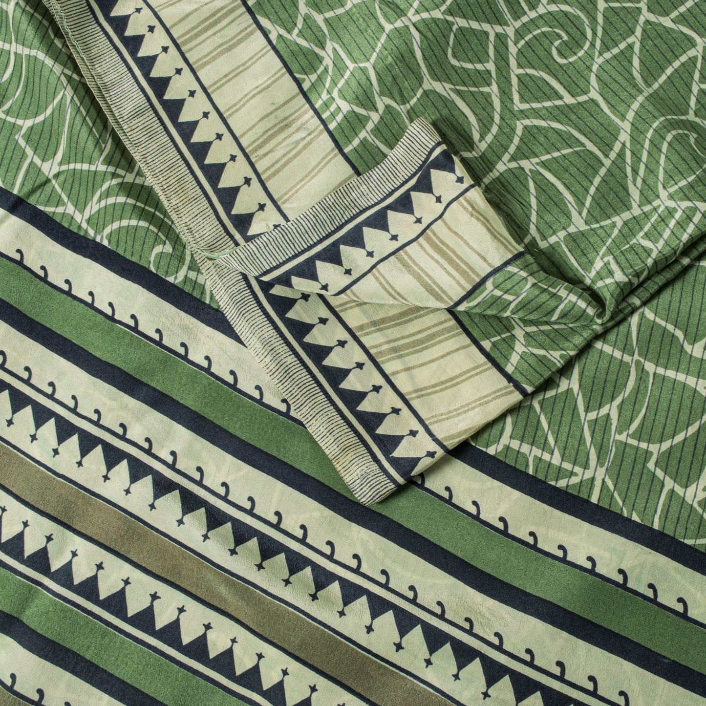 Sanskriti Vintage Saree Green Pure Crepe Silk Abstract Print Sari 6 Yd Fabric