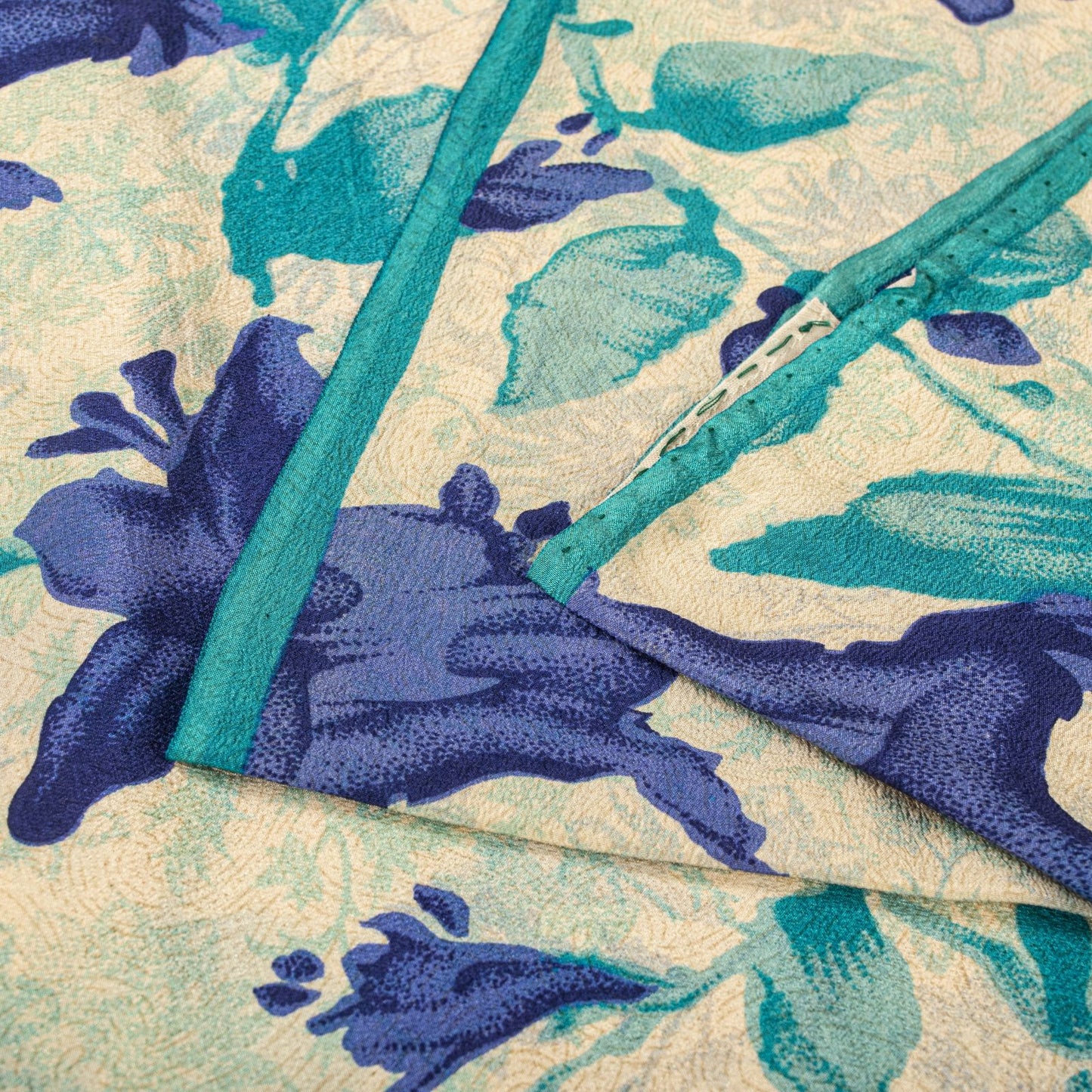 Sanskriti Vintage Saree Cream-Blue Pure Crepe Digital Print Sari 5.5+Yd Fabric