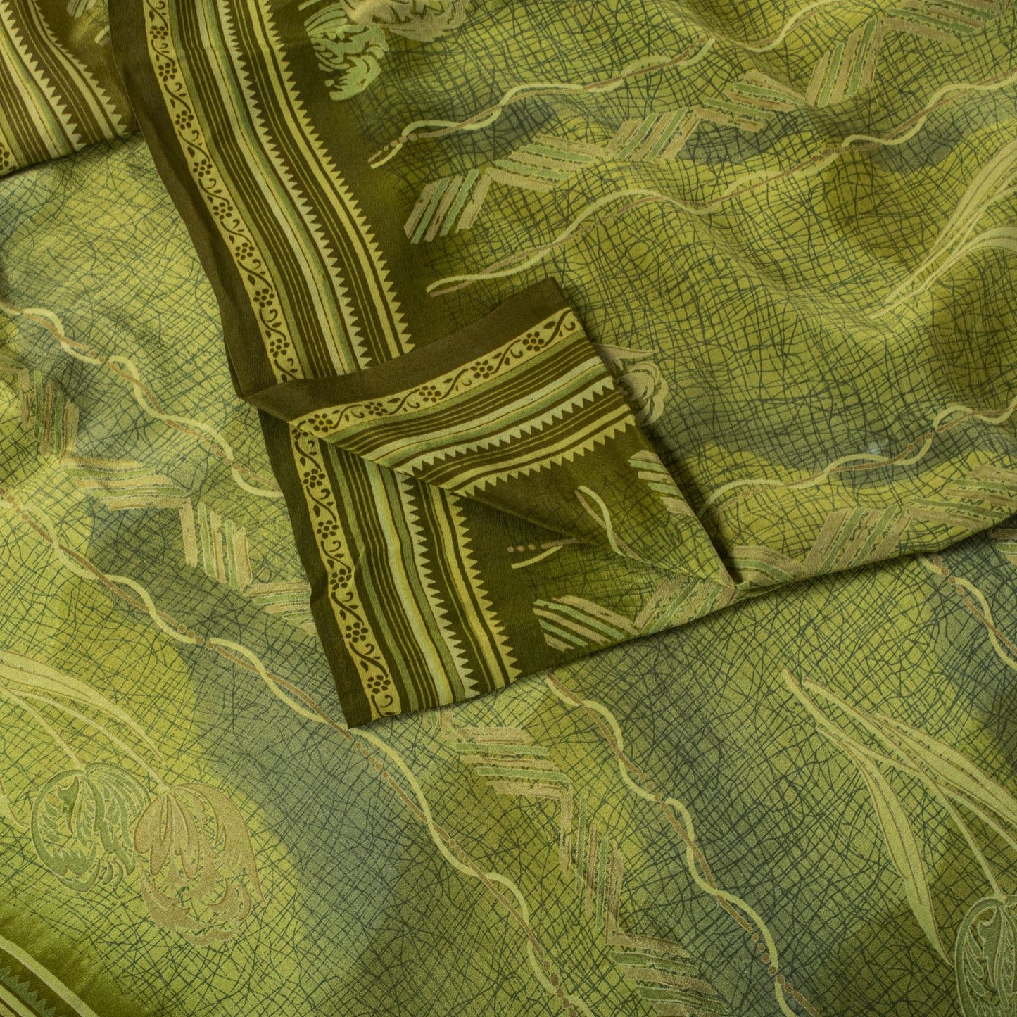 Sanskriti Vintage Saree Green Pure Crepe Floral Printed Sari 5.5+Yd Craft Fabric