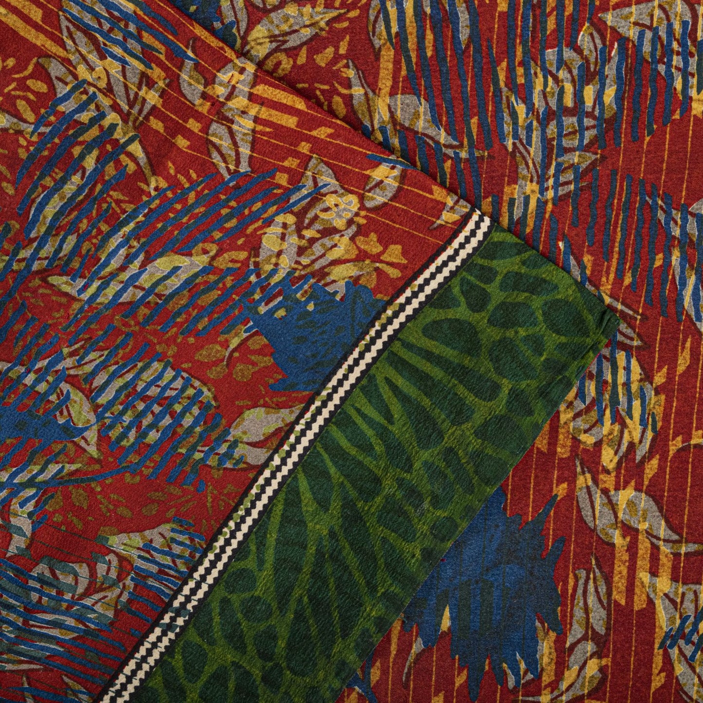 Sanskriti Vintage Saree Red-Green Pure Crepe Abstract Print Sari 5.5+Yd Fabric