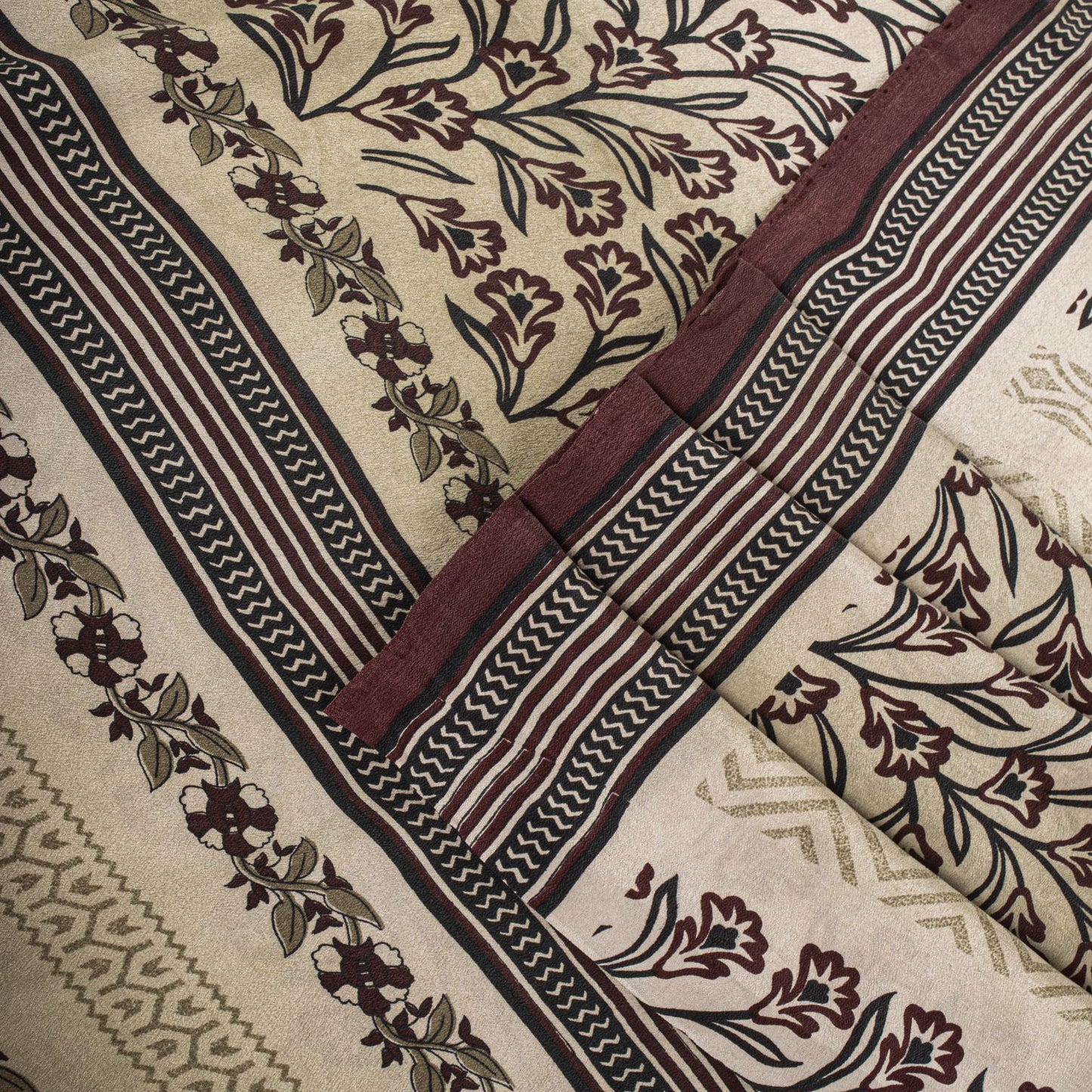 Sanskriti Vintage Saree Wine Pure Crepe Floral Print-Solid Sari 5.5+Yard Fabric