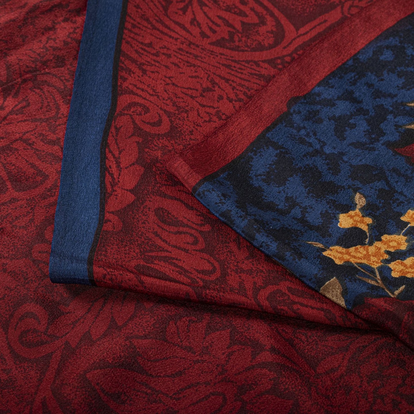 Sanskriti Vintage Saree Maroon-Blue Pure Crepe Floral Print Sari 5.5+Yard Fabric