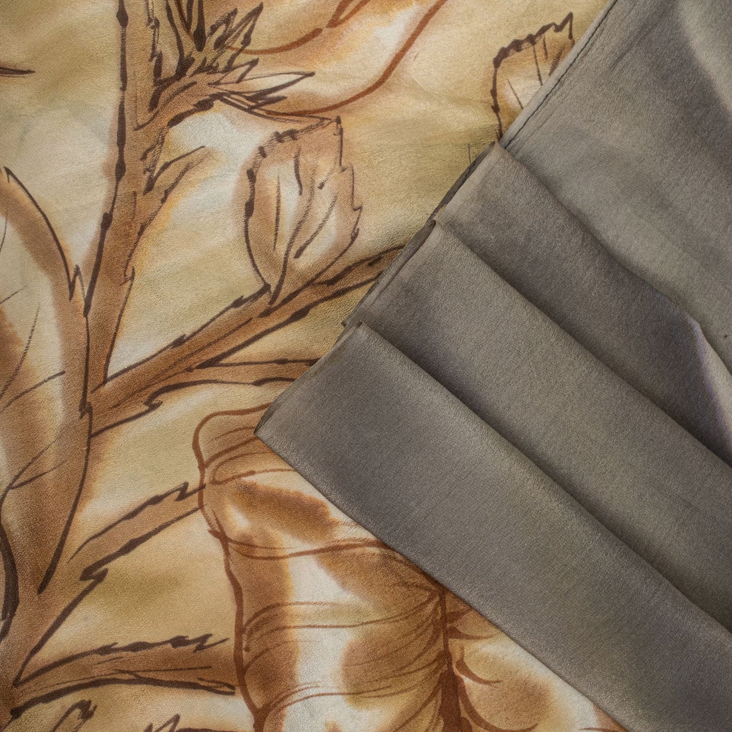 Sanskriti Vintage Saree Gray Pure Crepe Floral Digital Print Sari 5+Yard Fabric