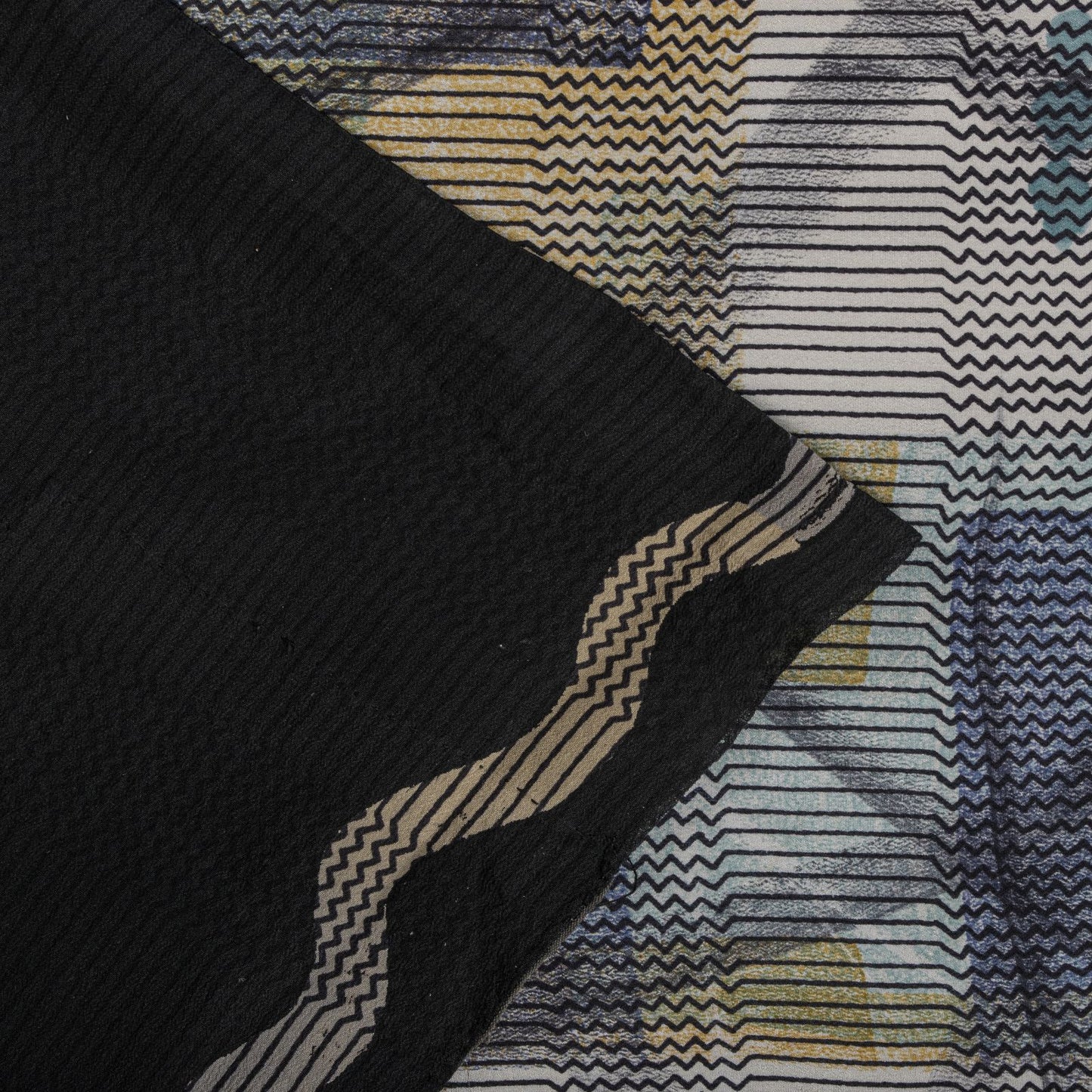 Sanskriti Vintage Saree Gray-Black Pure Crepe Abstract Print Sari 5.5Yard Fabric