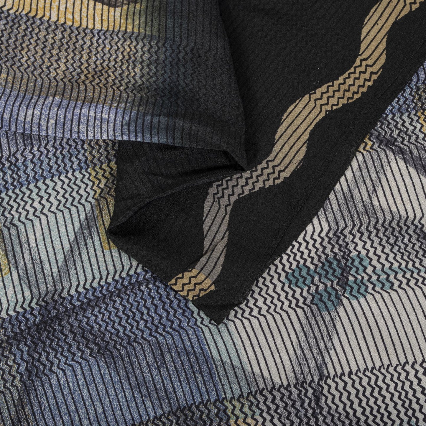 Sanskriti Vintage Saree Gray-Black Pure Crepe Abstract Print Sari 5.5Yard Fabric