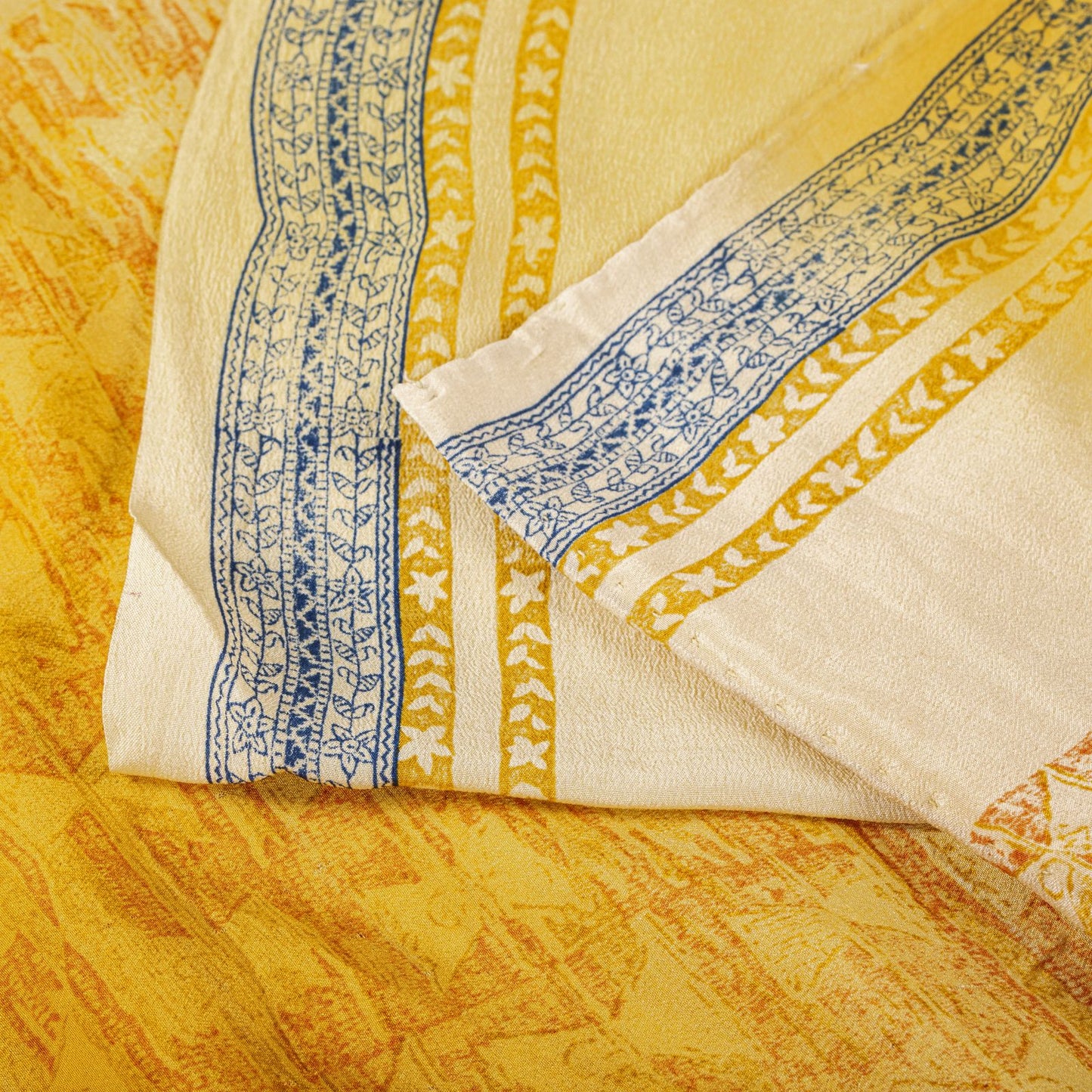 Sanskriti Vintage Saree Yellow Pure Crepe Drum Floral Printed Sari 5+Yard Fabric