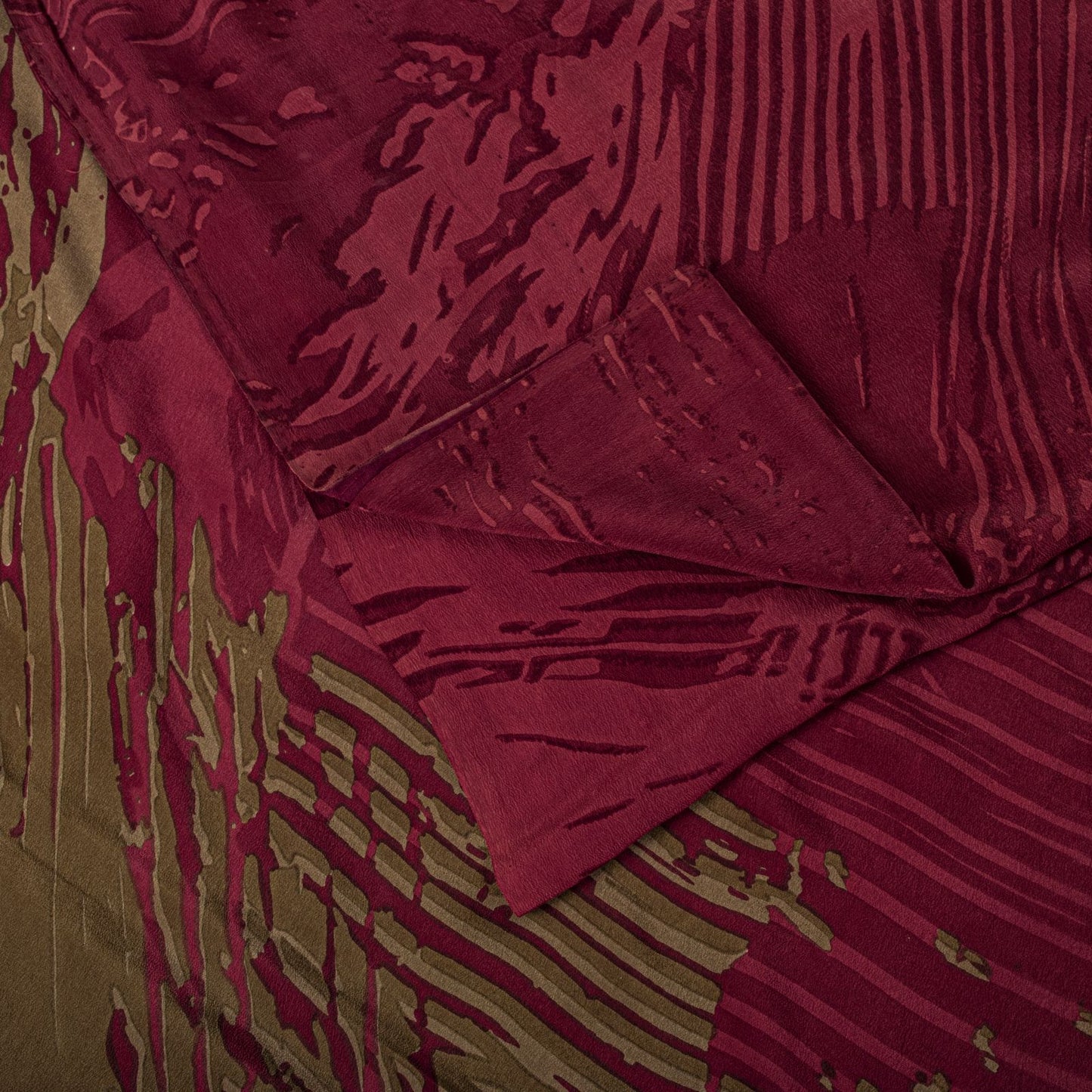 Sanskriti Vintage Saree Maroon Pure Crepe Abstract Printed Sari 5.5+Yard Fabric