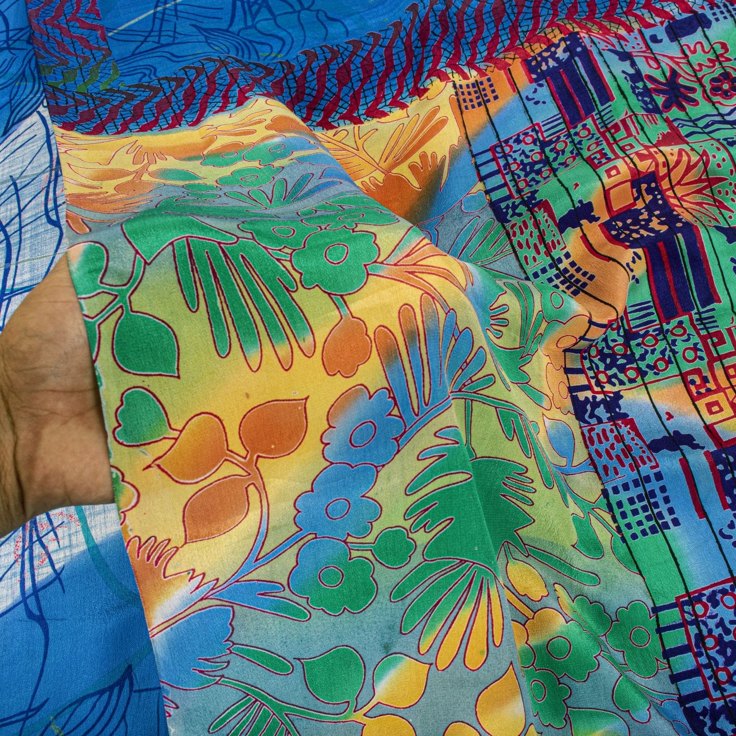 Sanskriti Vintage Saree Blue 100% Pure Crepe Floral Printed Sari 5.5+Yard Fabric