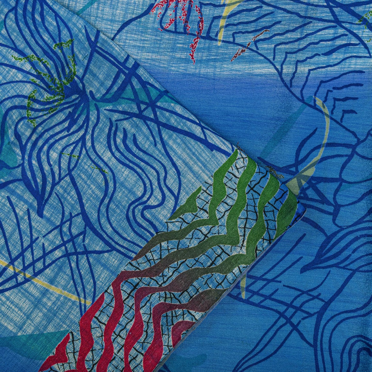 Sanskriti Vintage Saree Blue 100% Pure Crepe Floral Printed Sari 5.5+Yard Fabric