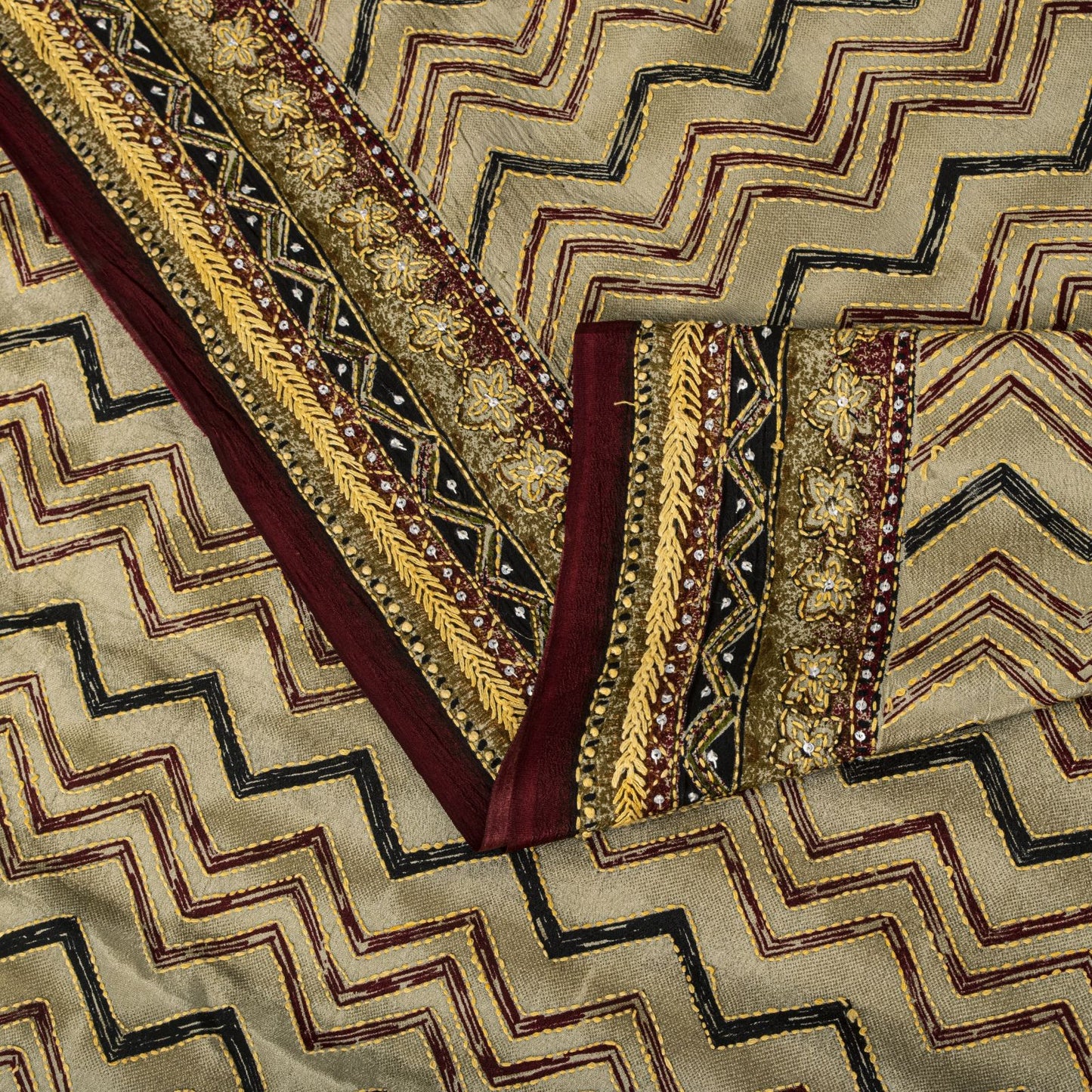Sanskriti Vintage Saree Beige Pure Crepe Hand Embroidery Kantha Sari 6+Yd Fabric