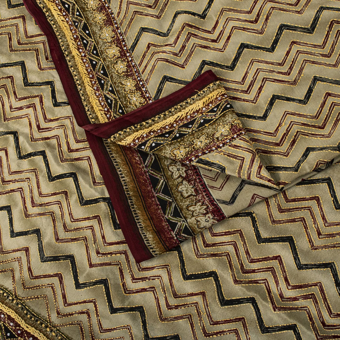 Sanskriti Vintage Saree Beige Pure Crepe Hand Embroidery Kantha Sari 6+Yd Fabric