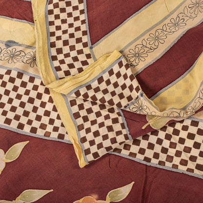 Sanskriti Vintage Saree Red-Beige Pure Crepe Floral Printed Sari 5.5+Yard Fabric