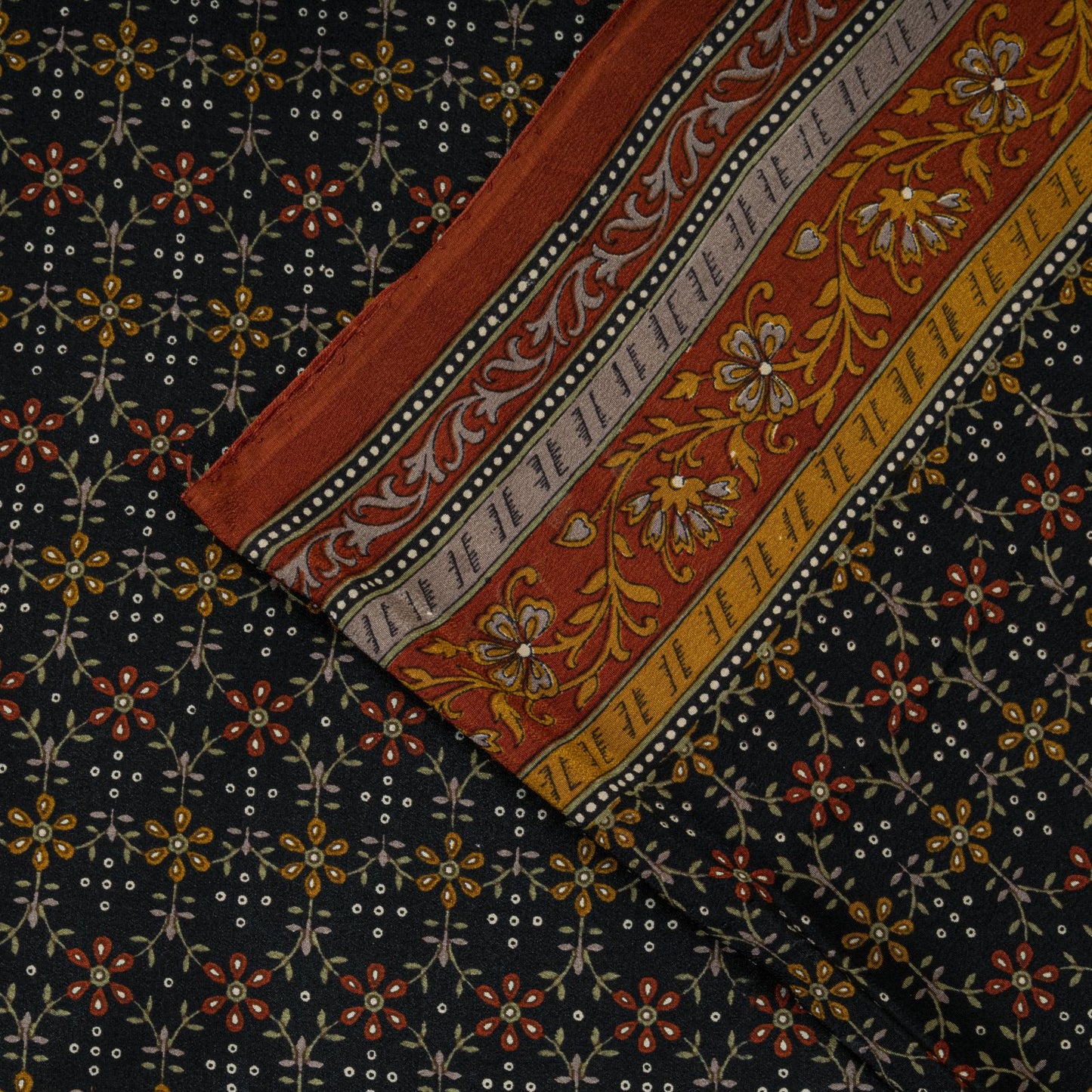 Sanskriti Vintage Saree Black 100% Pure Crepe Floral Print Sari 5.5+Yard Fabric