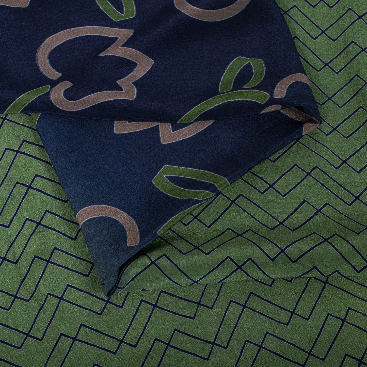 Sanskriti Vintage Saree Blue-Green Pure Crepe Floral Print Sari 5.5+Yard Fabric