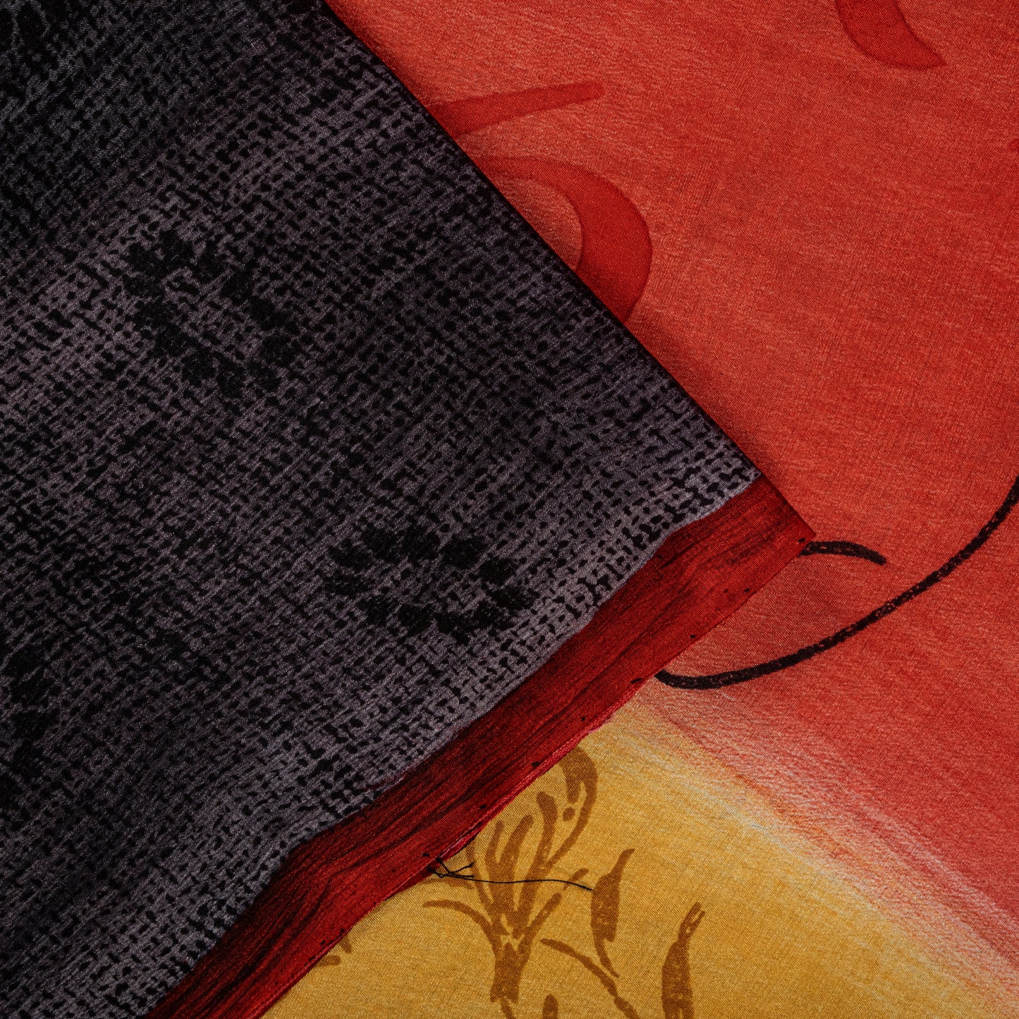 Sanskriti Vintage Saree Black 100% Pure Crepe Floral Print Sari 5.5+Yard Fabric