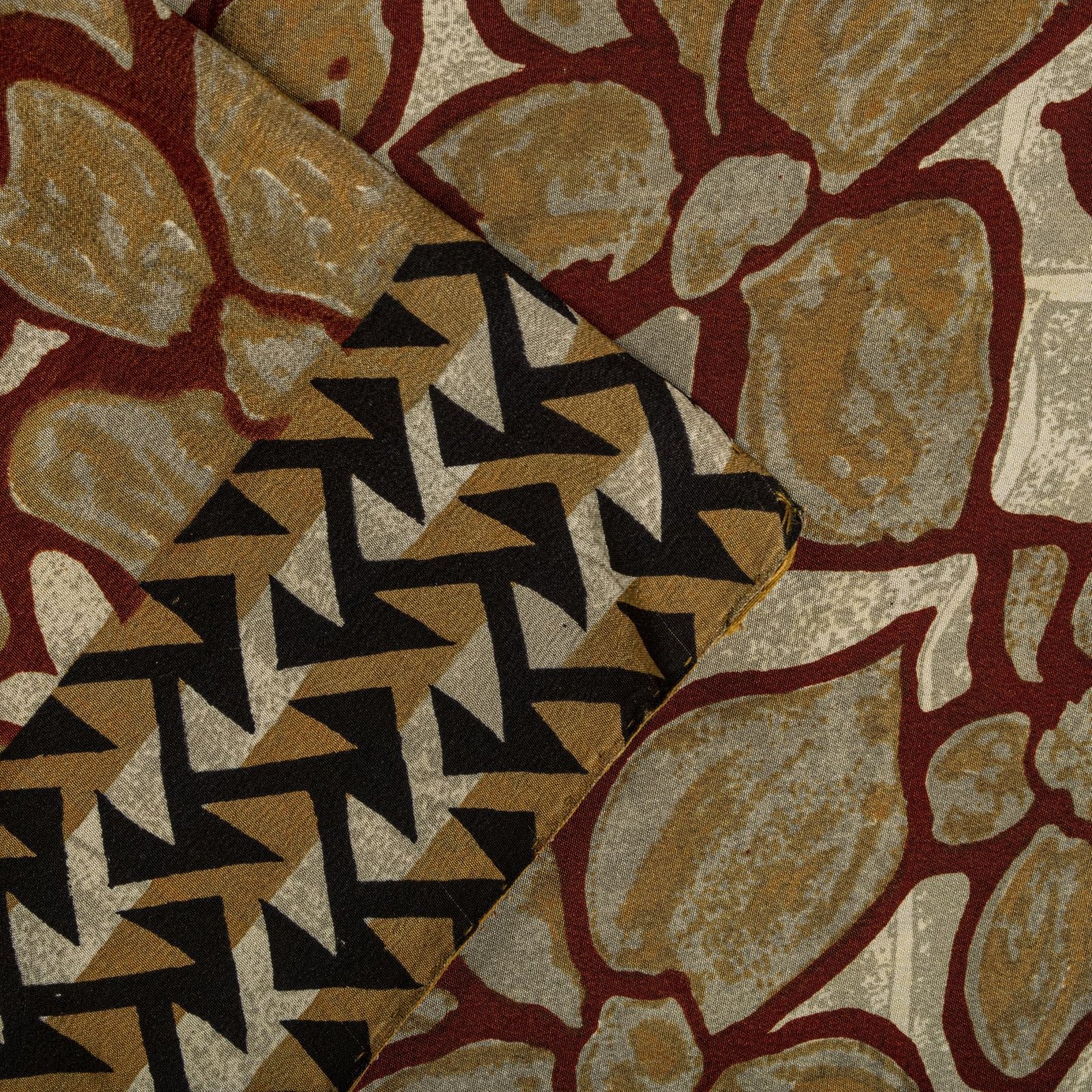 Sanskriti Vintage Saree Brown 100% Pure Crepe Floral Print Sari 5.5+Yard Fabric