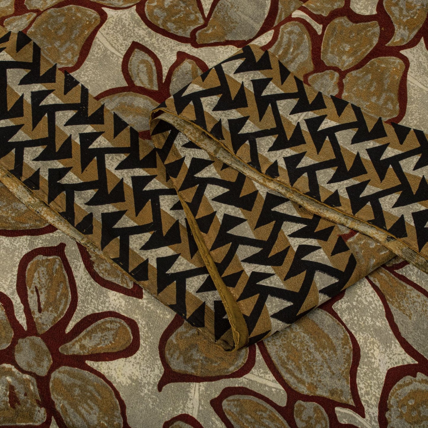 Sanskriti Vintage Saree Brown 100% Pure Crepe Floral Print Sari 5.5+Yard Fabric