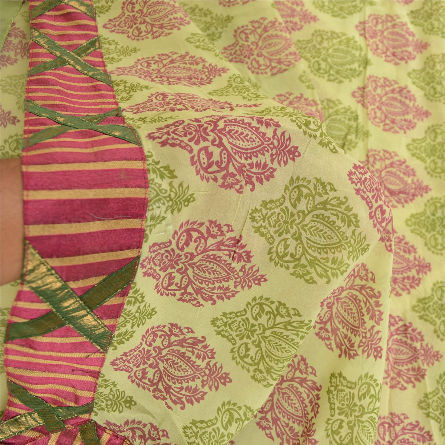 Sanskriti Vintage Blend Georgette Silk From India Green Printed Sarees 5 Yd Fabric Home Decor, Women Floral Outfit, Silk Scrap
