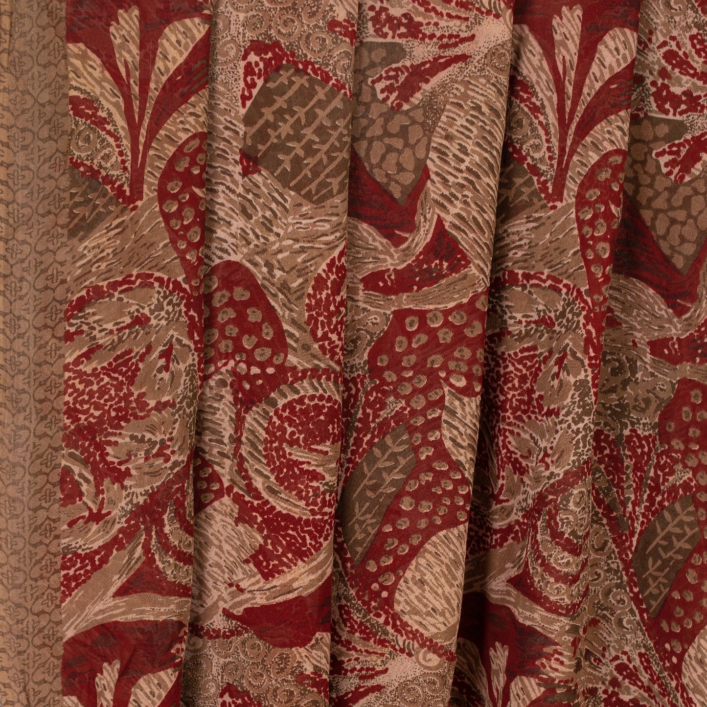 Sanskriti Vintage Sari 100% Pure Georgette Silk Saree Red Printed 5yd Soft Craft Fabric Home Decor, Women Floral Outfit, Silk Scrap