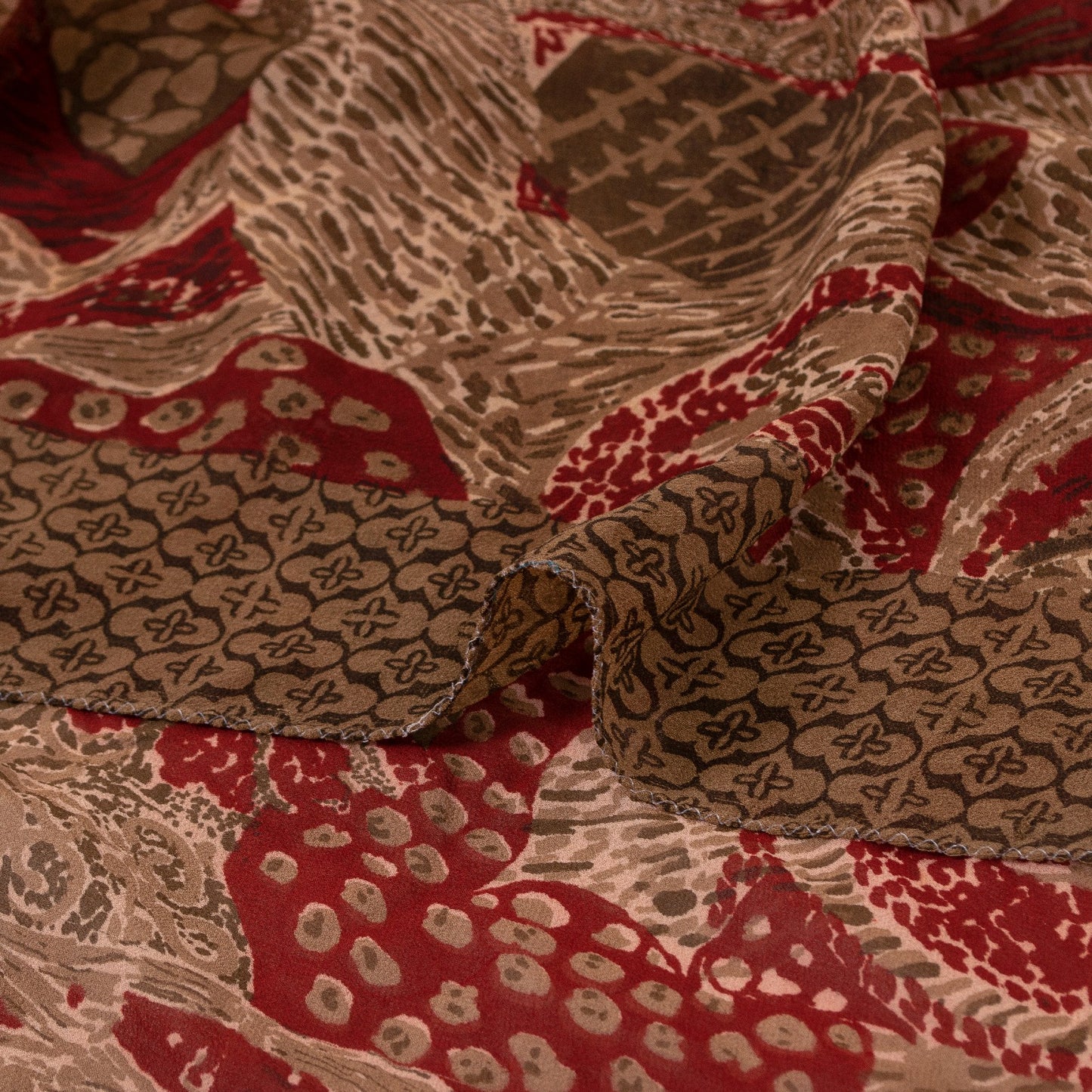 Sanskriti Vintage Sari 100% Pure Georgette Silk Saree Red Printed 5yd Soft Craft Fabric Home Decor, Women Floral Outfit, Silk Scrap