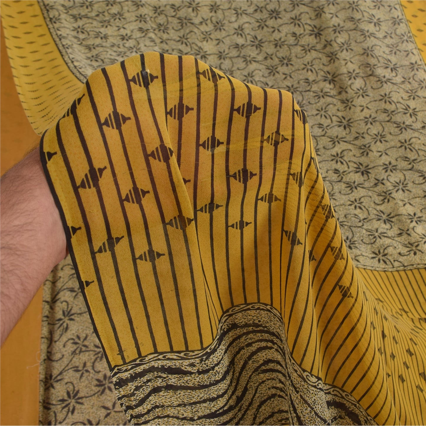 Sanskriti Vintage Sarees Ivory Pure Georgette Silk Print Sari 5+yd Craft Sustainable Fabric