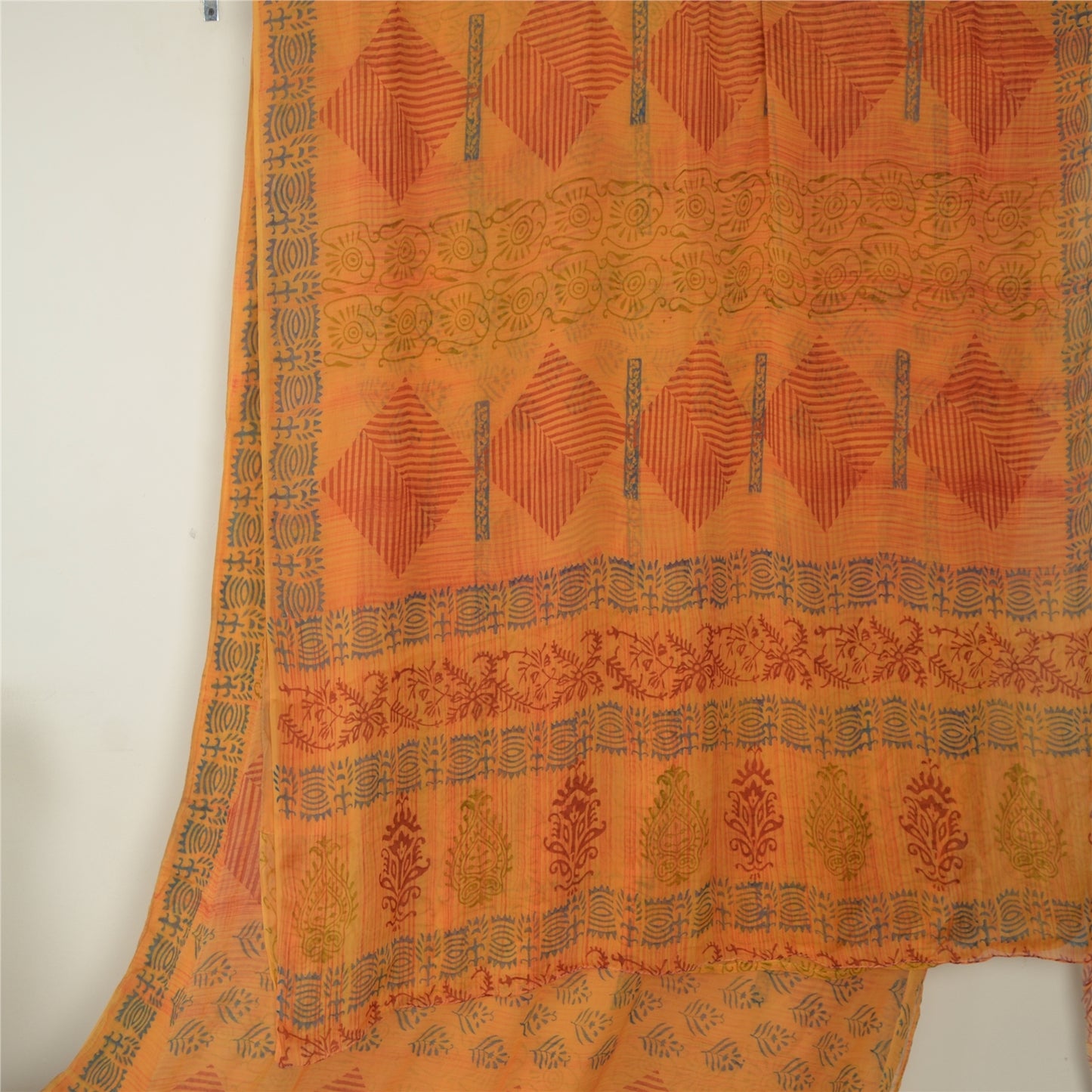 Sanskriti Vintage Sari 100% Pure Georgette Silk Yellow Floral Printed Saree 6Yd Craft Fabric Boho Quilting Material For DIY Projects