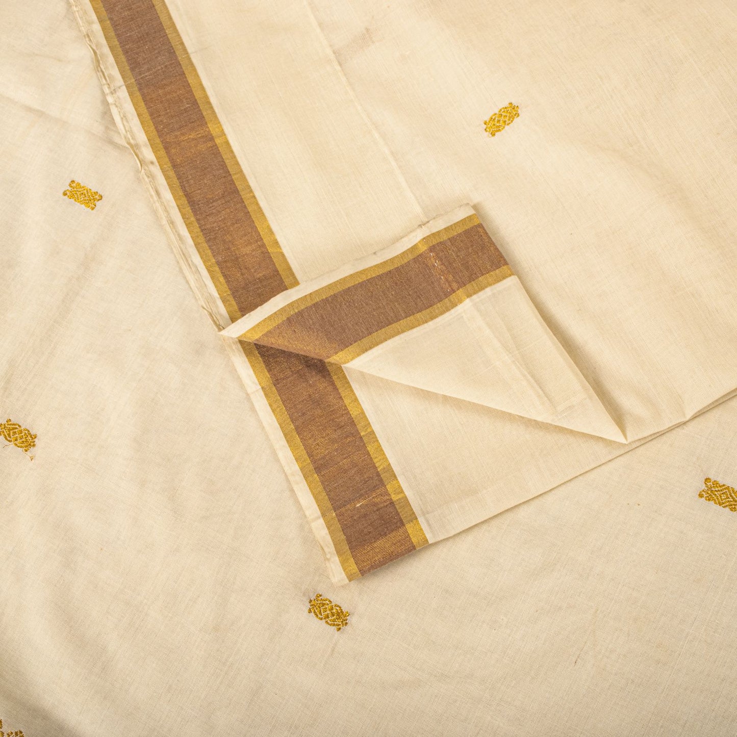 Sanskriti Vintage Saree White Blend Cotton Kasavu Hand Woven Fabric Kerala Sari