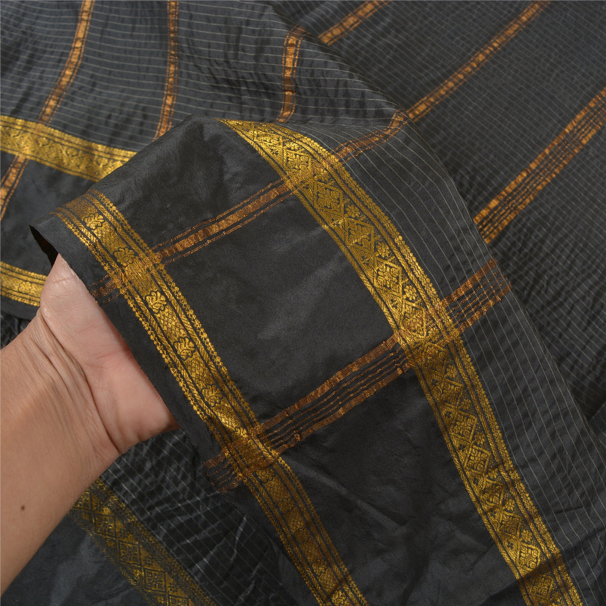 Sanskriti Vintage Maheshwari Zari Hand Woven Saree Art Silk Black Indian Sari