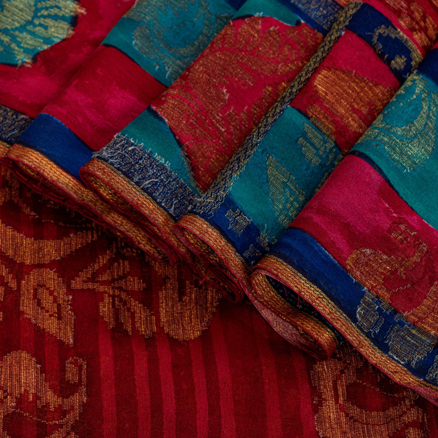 Sanskriti Vintage Red-Blue Sarees Pure Georgette Zari Woven Sari 6yd CraftFabric