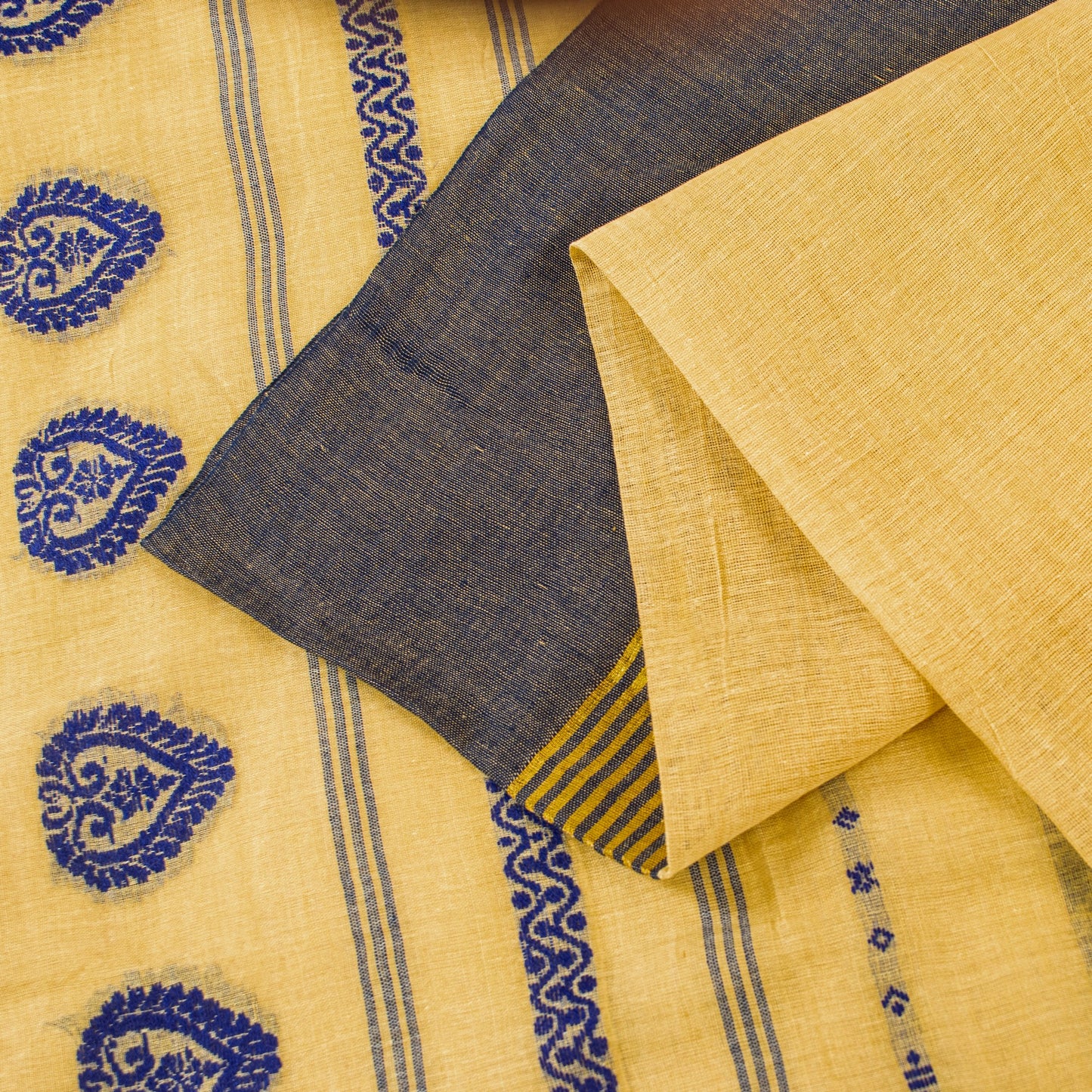 Sanskriti Vintage Pale Yellow Pure Cotton Saree Handwoven Begumpuri 5.5YD Fabric