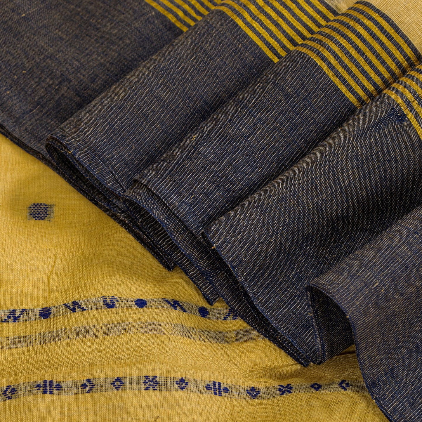 Sanskriti Vintage Pale Yellow Pure Cotton Saree Handwoven Begumpuri 5.5YD Fabric