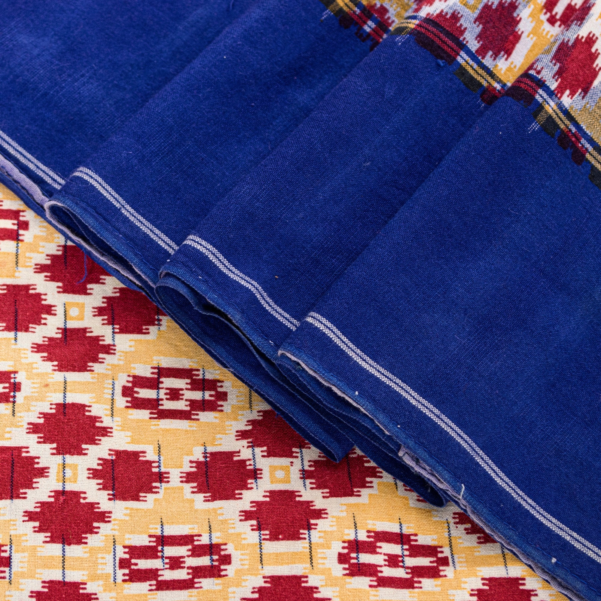 Sanskriti Vintage Red-Blue Pure Cotton Saree Hand Woven Ikat Printed 5+YD Fabric