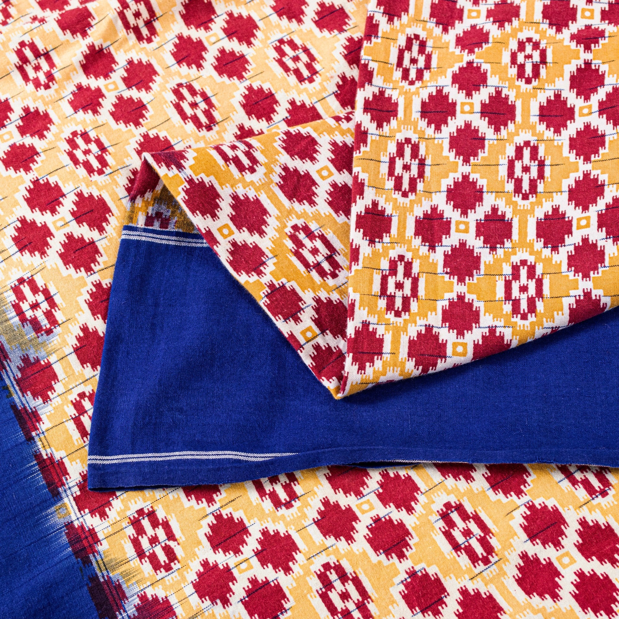 Sanskriti Vintage Red-Blue Pure Cotton Saree Hand Woven Ikat Printed 5+YD Fabric