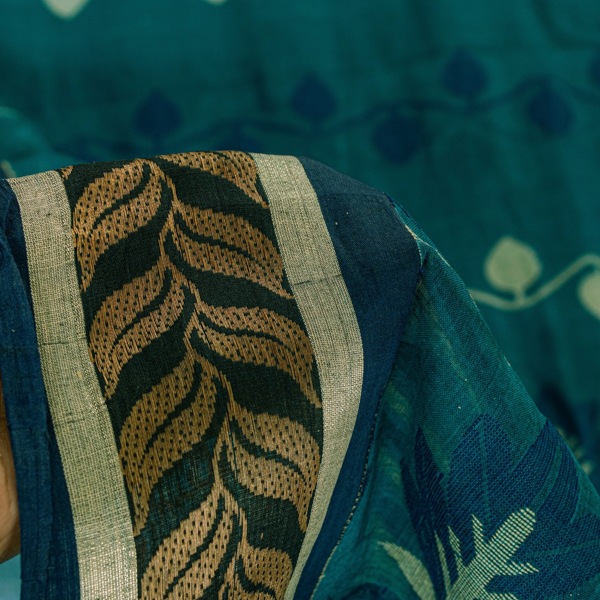 Sanskriti Vintage Green Pure Cotton Saree Hand Woven Tant Bengali 5.5+YD Fabric