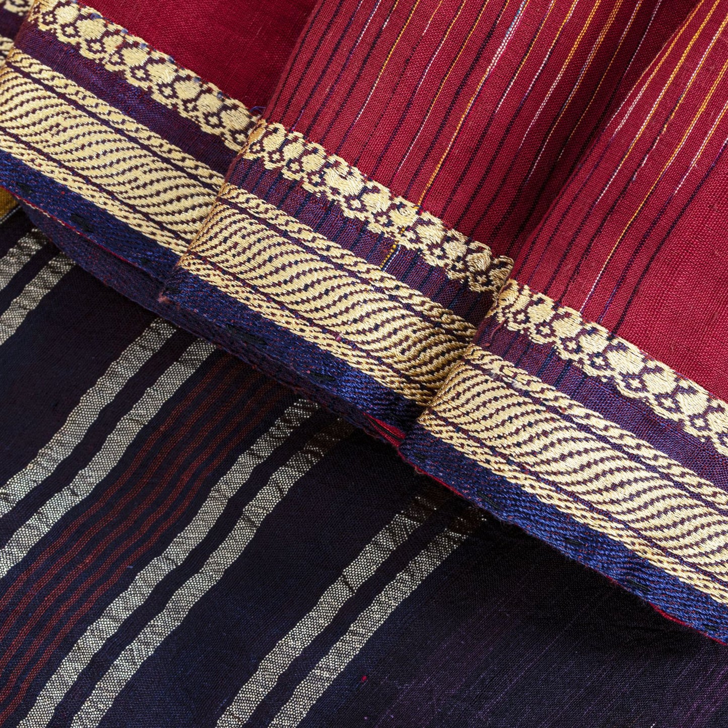 Sanskriti Vintage Red Pure Cotton Saree Ikat Hand Woven Pochampally 4.5+Yd Sari