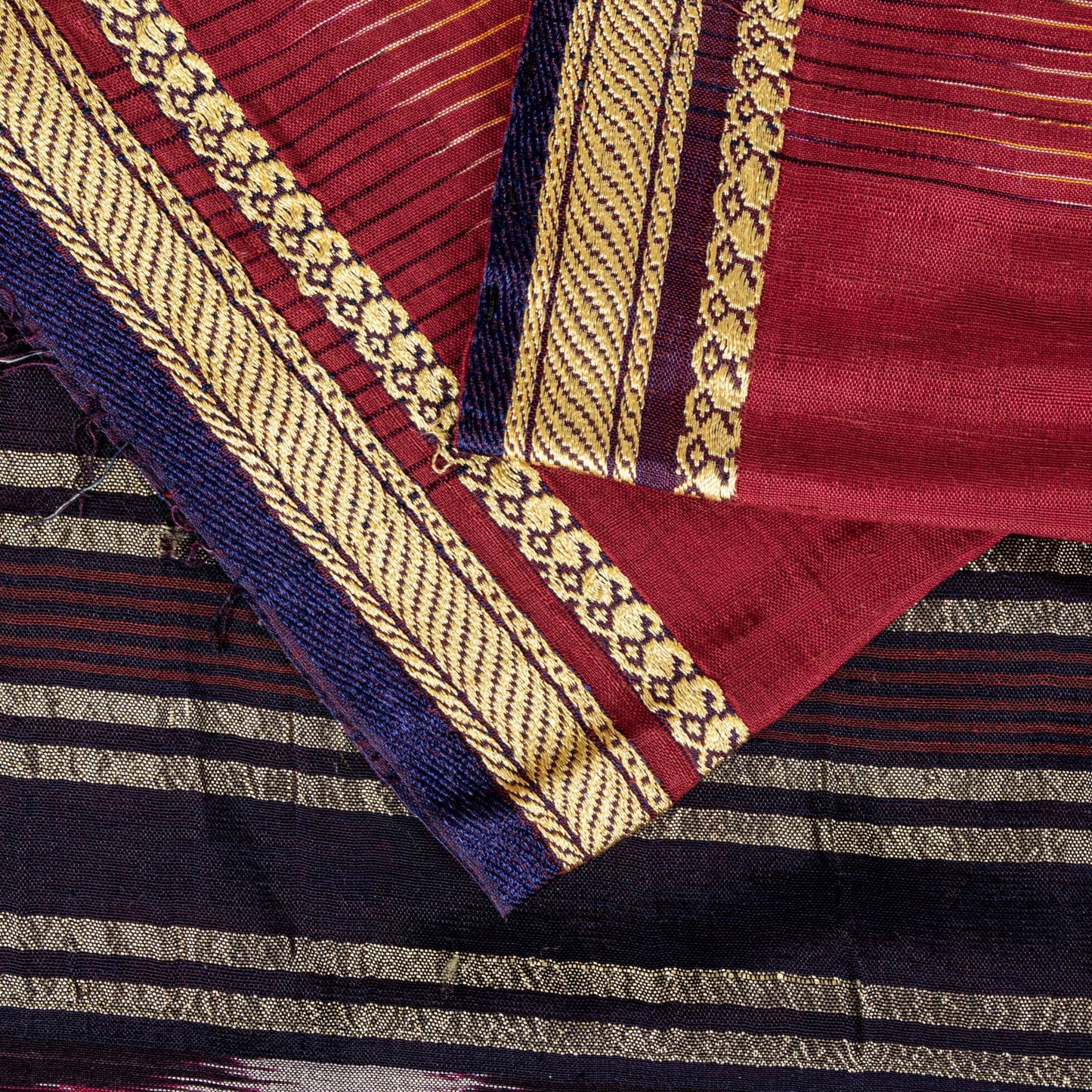 Sanskriti Vintage Red Pure Cotton Saree Ikat Hand Woven Pochampally 4.5+Yd Sari
