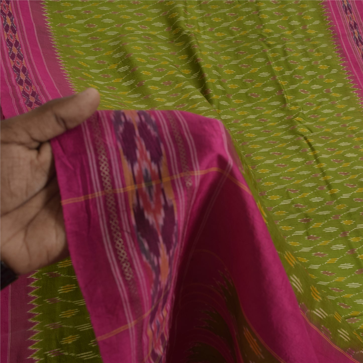 Sanskriti Vintage Sarees Green Ikat Handwoven Pochampally Pure Silk Sari Fabric