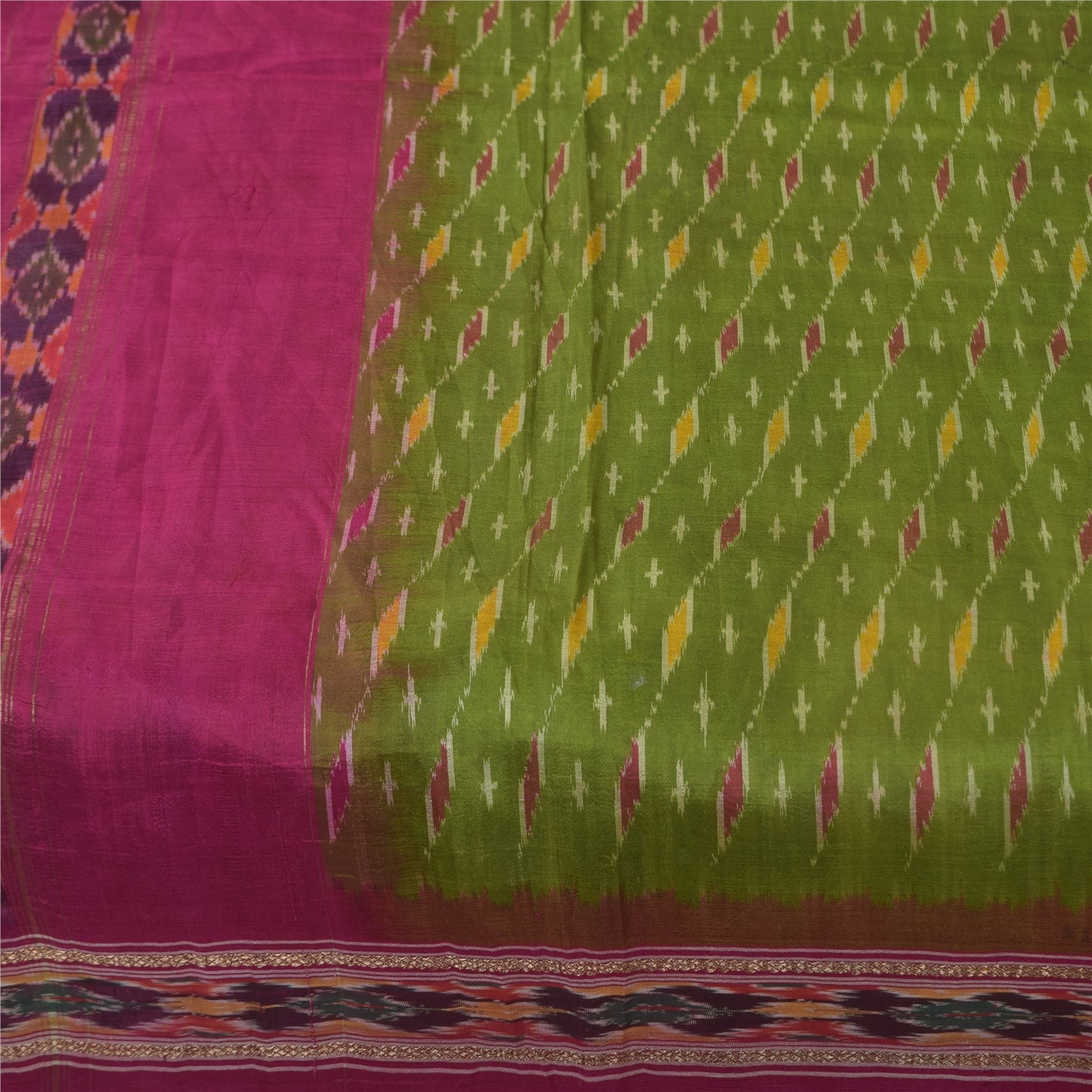 Sanskriti Vintage Sarees Green Ikat Handwoven Pochampally Pure Silk Sari Fabric
