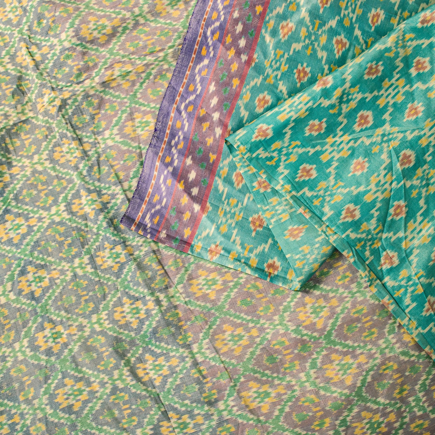 Sanskriti Vintage Soft Green Pure Silk Saree Ikat Hand Woven Patan Patola 5.5Yd