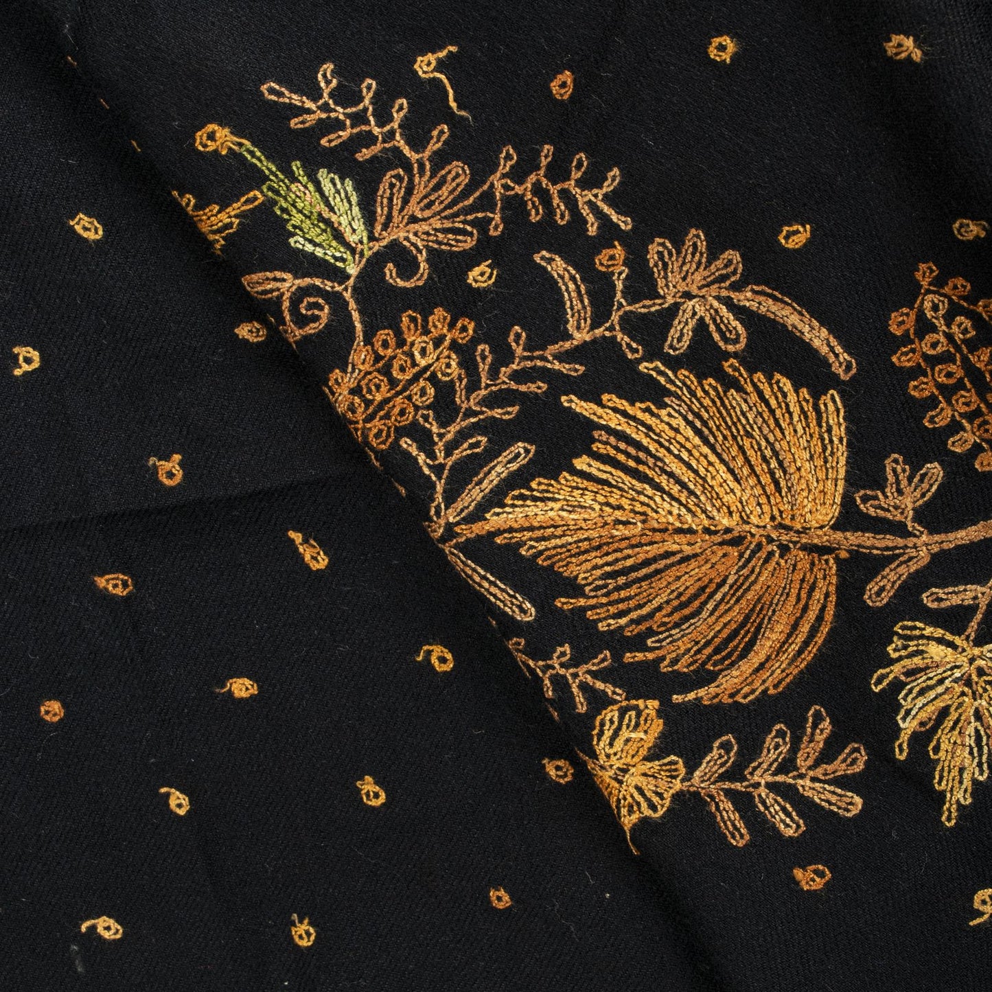 Sanskriti Vintage Black Pure Wool Shawl Kashmiri Aari Embroidered Floral Stole