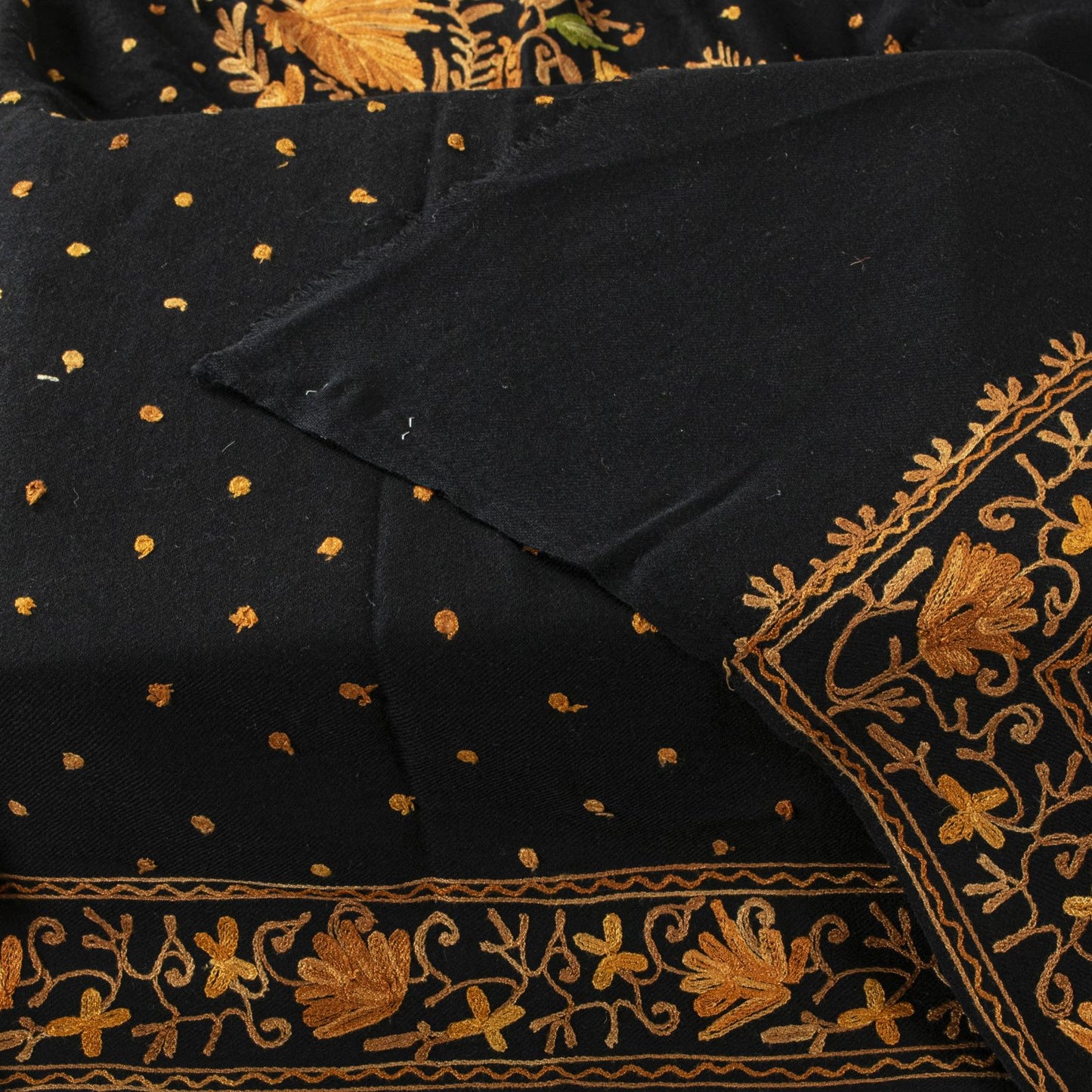 Sanskriti Vintage Black Pure Wool Shawl Kashmiri Aari Embroidered Floral Stole