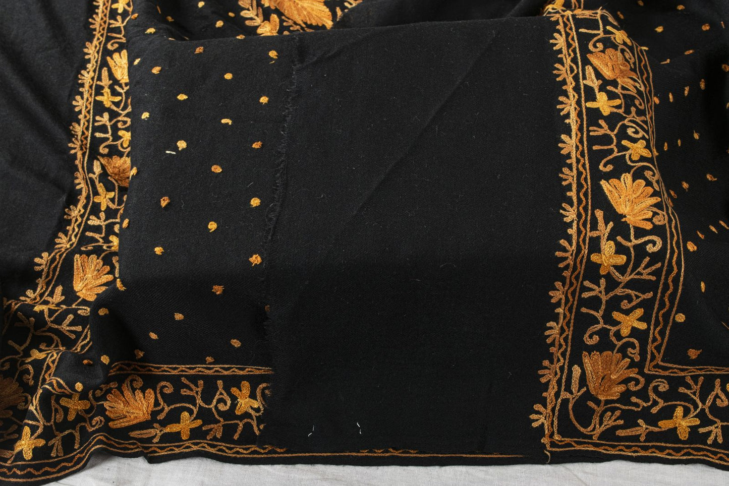 Sanskriti Vintage Black Pure Wool Shawl Kashmiri Aari Embroidered Floral Stole