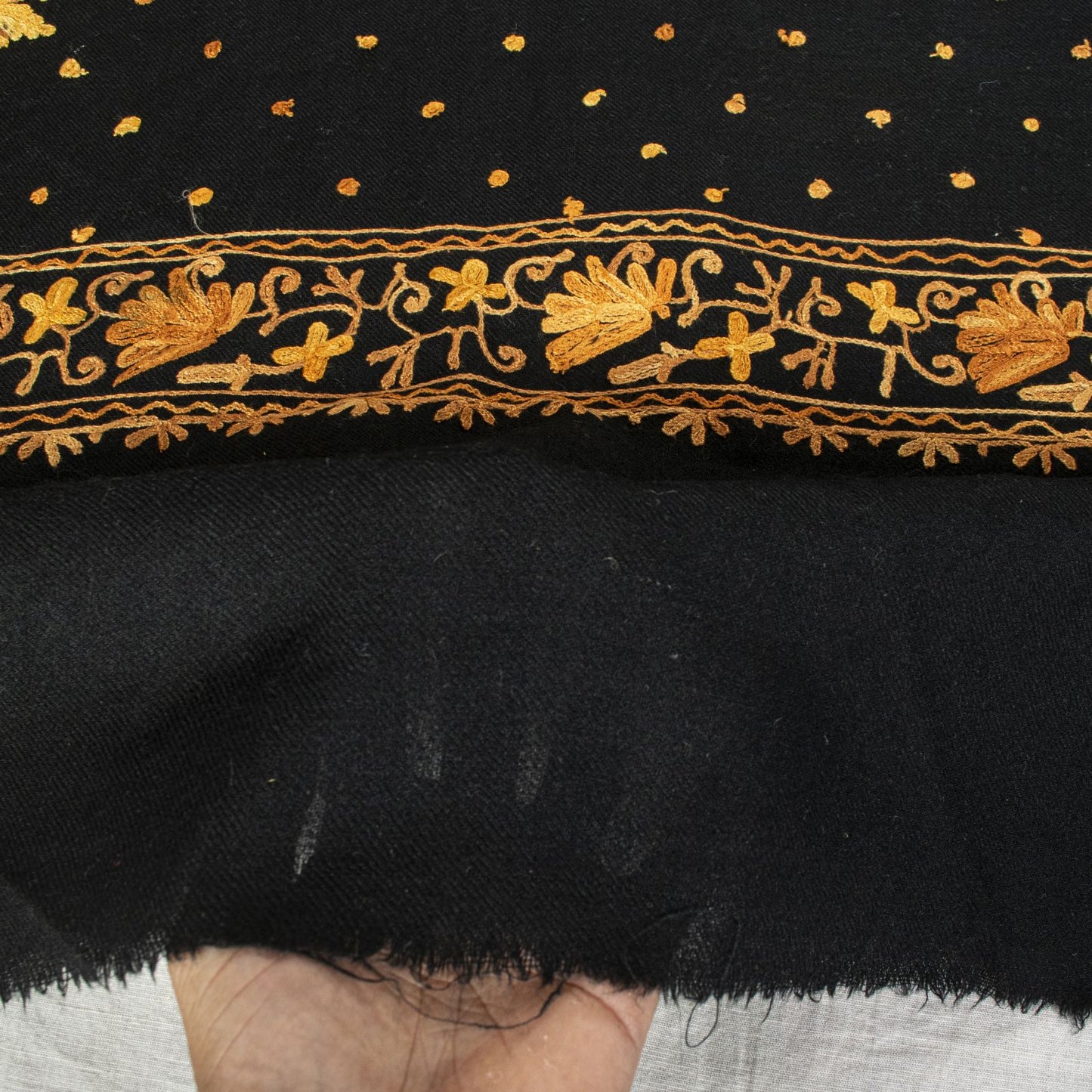 Sanskriti Vintage Black Pure Wool Shawl Kashmiri Aari Embroidered Floral Stole