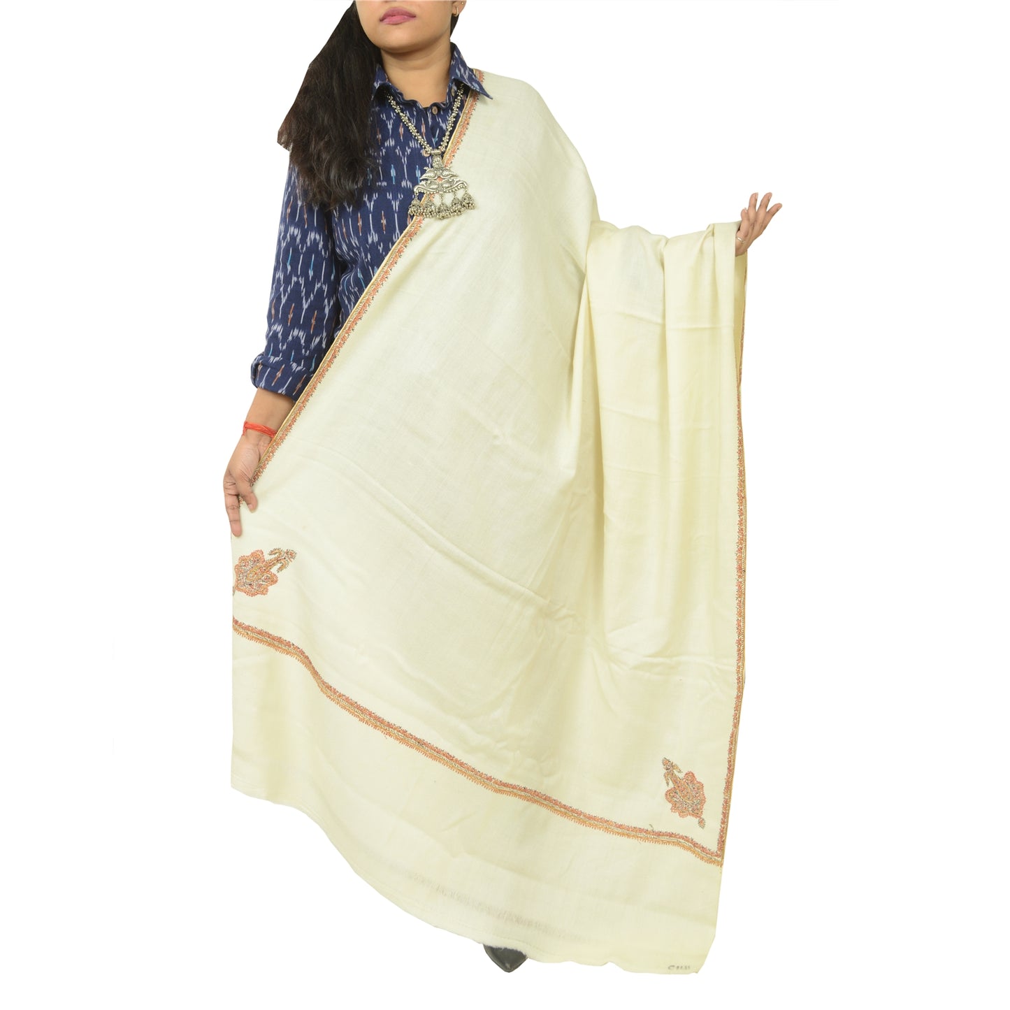 Sanskriti Vintage Ivory Long Shawl Handmade Ari Work Pure Woollen Scarf Stole